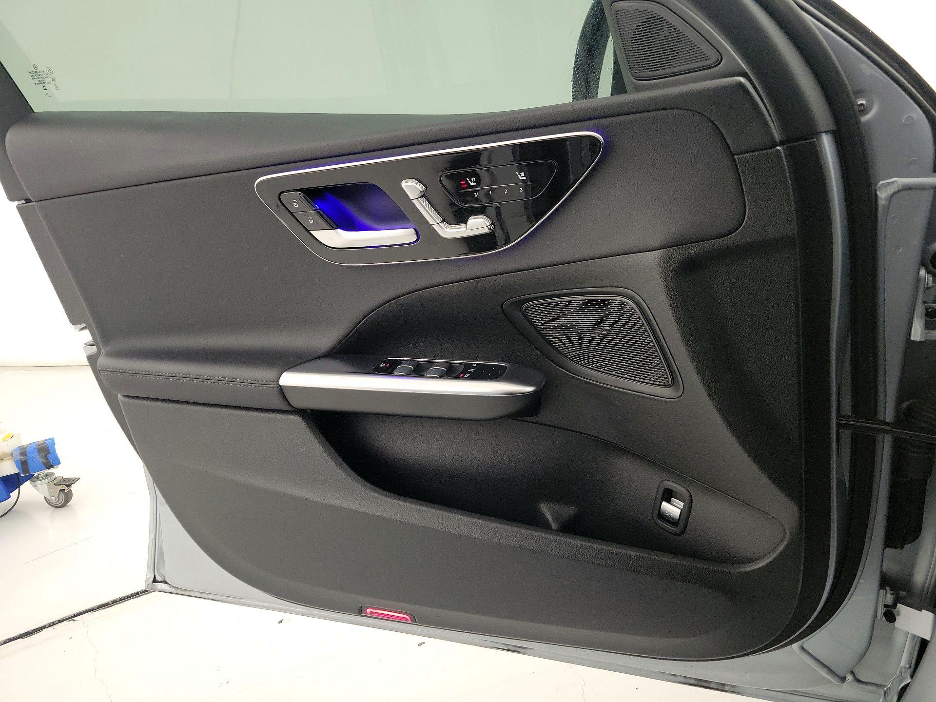 Thumbnail: 2023 Mercedes-Benz C-Class - 12