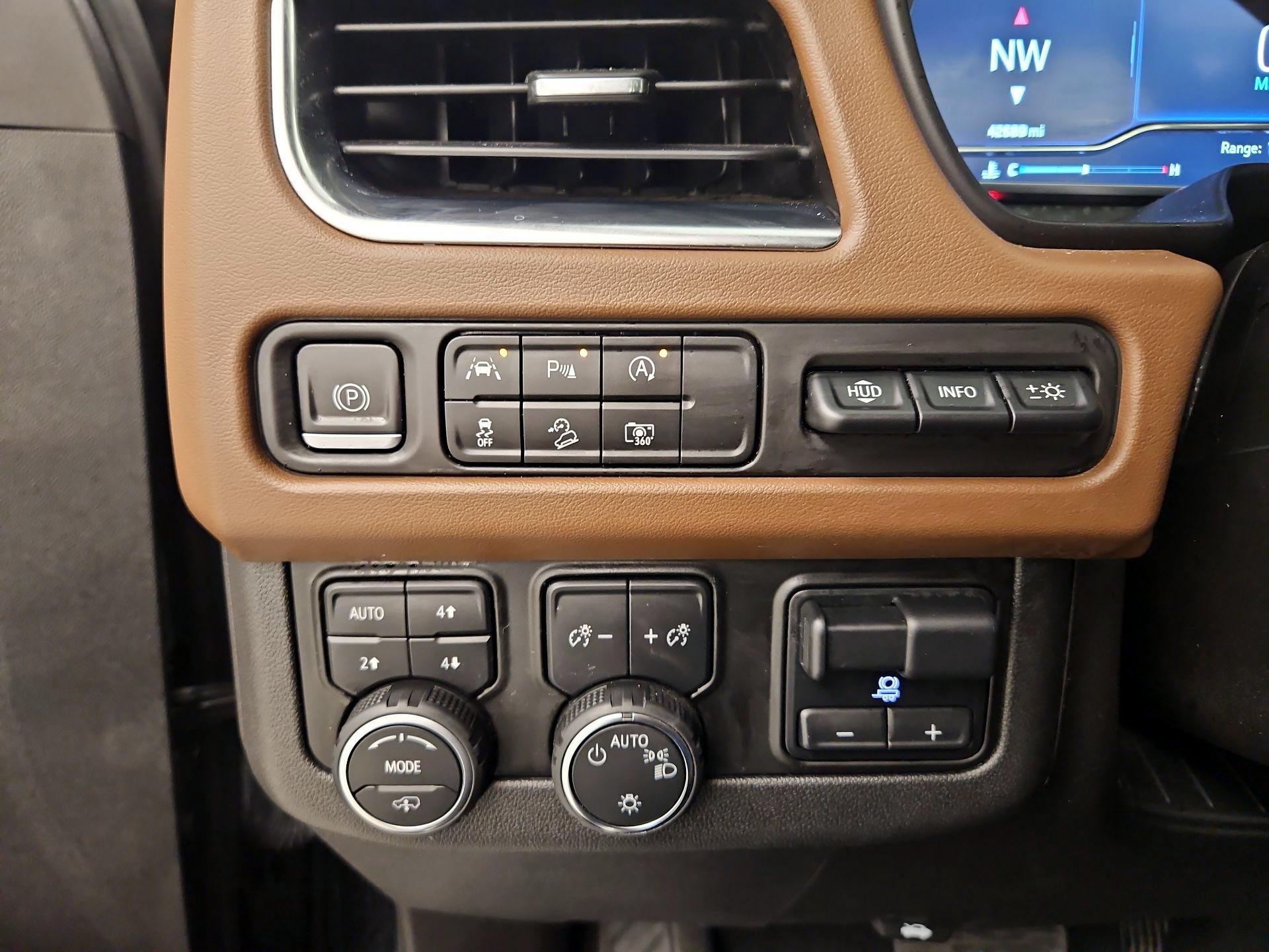 Thumbnail: 2023 Chevrolet Tahoe - 13