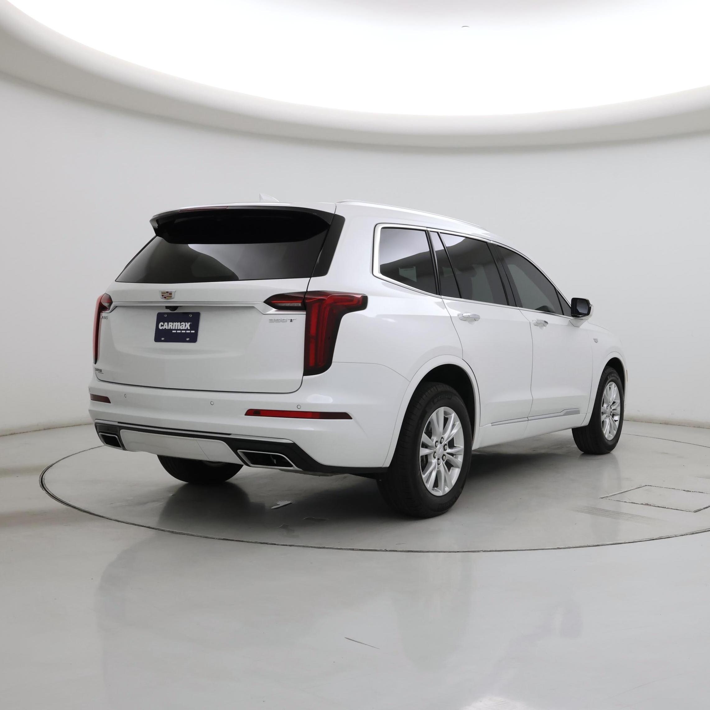 Thumbnail: 2024 Cadillac XT6 - 8
