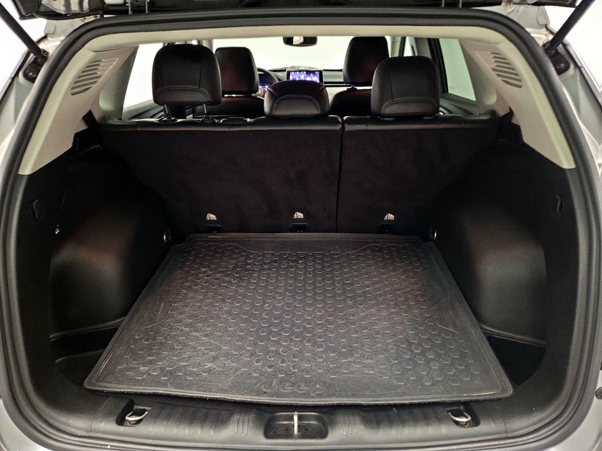 Thumbnail: 2022 Jeep Compass - 20