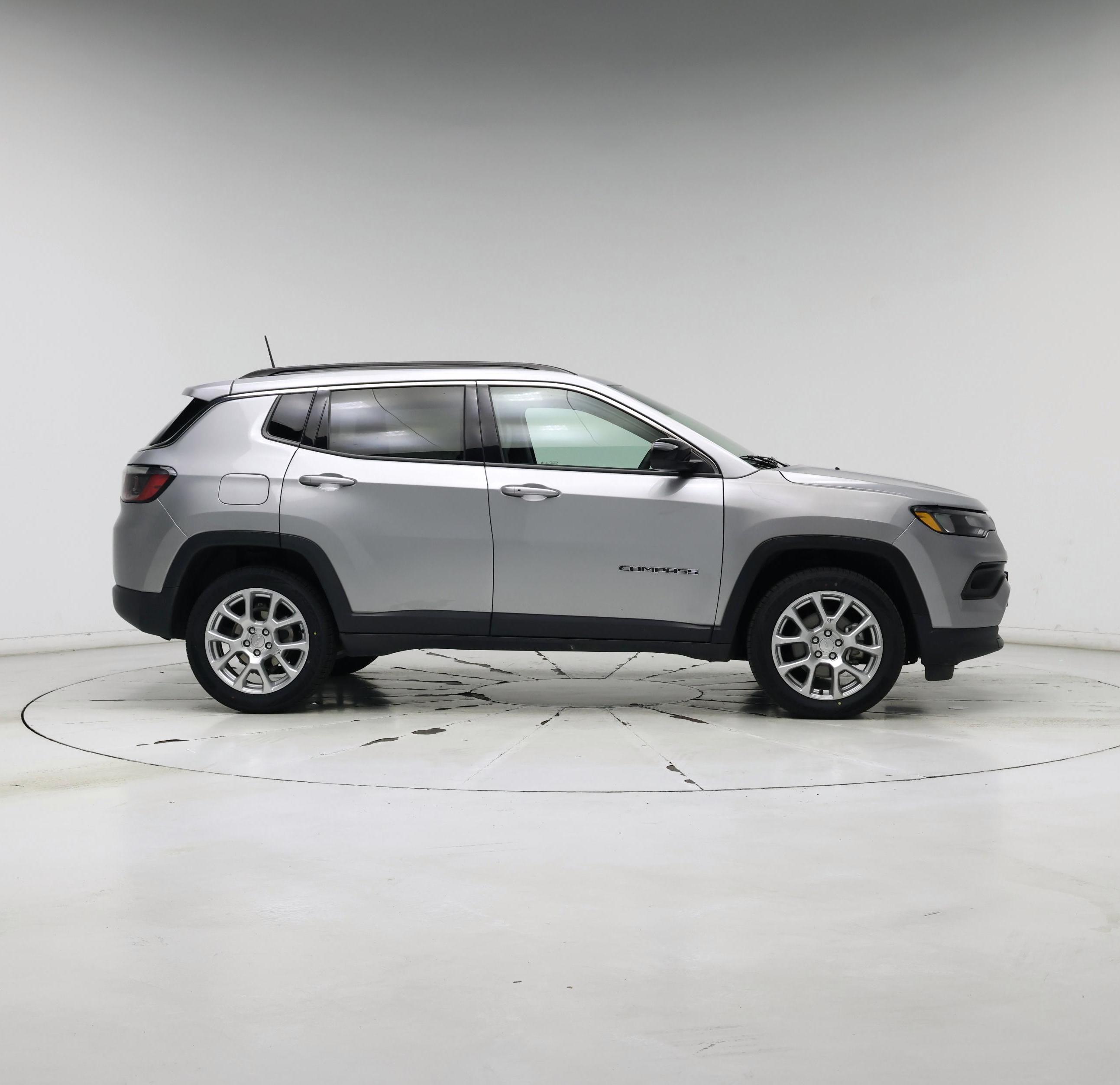 Thumbnail: 2022 Jeep Compass - 7