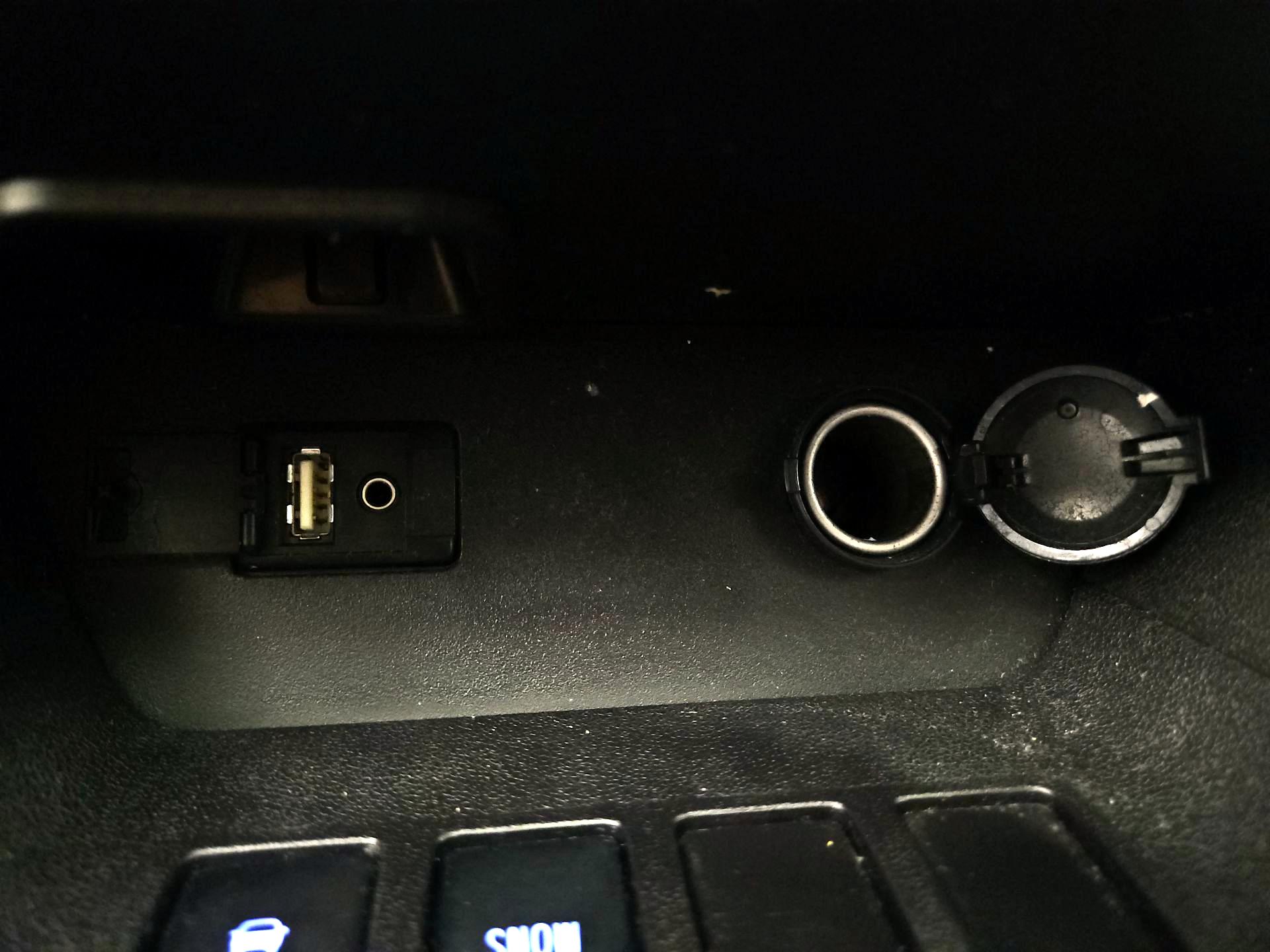 Thumbnail: 2016 Toyota Highlander - 19