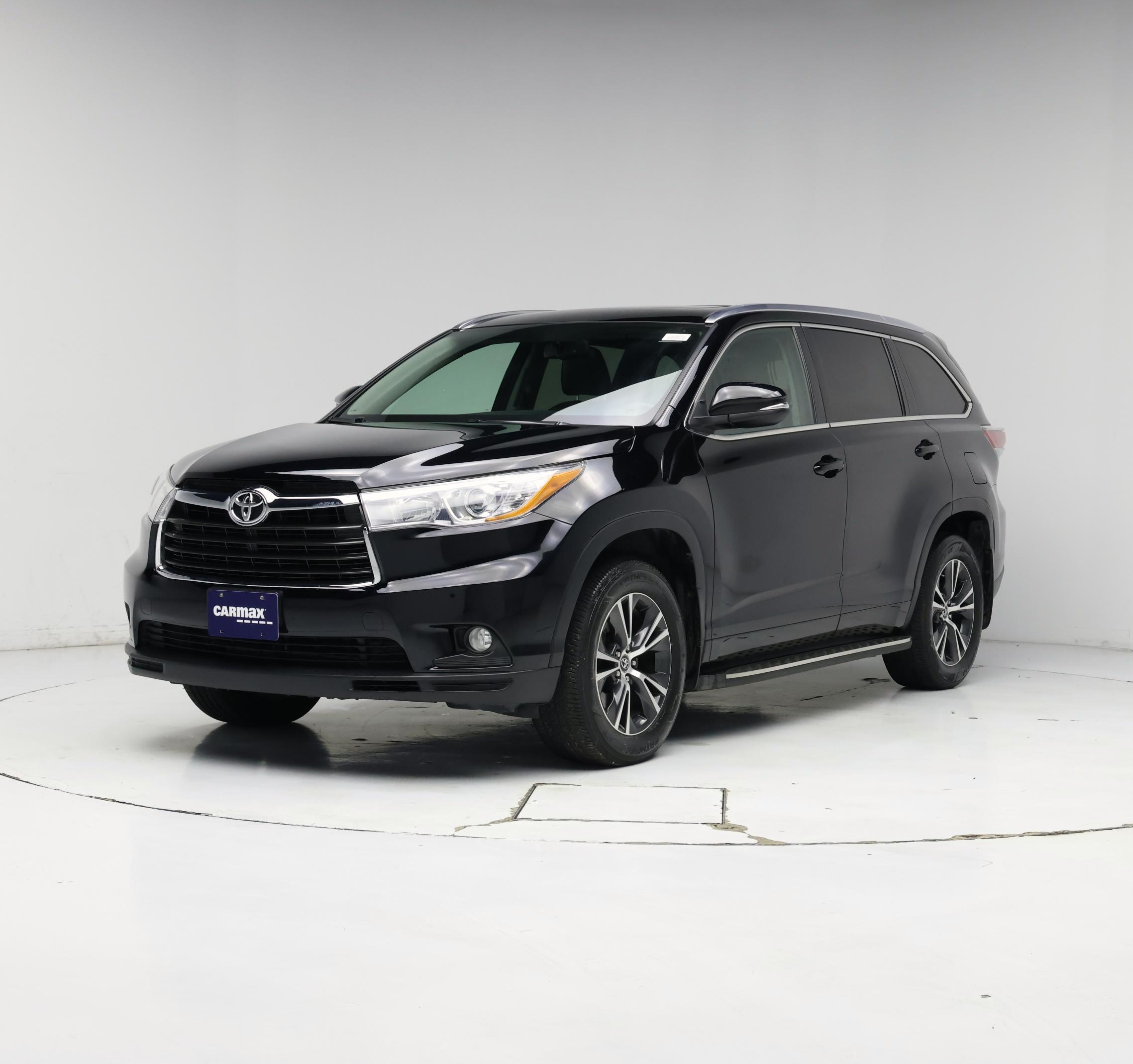 Thumbnail: 2016 Toyota Highlander - 4