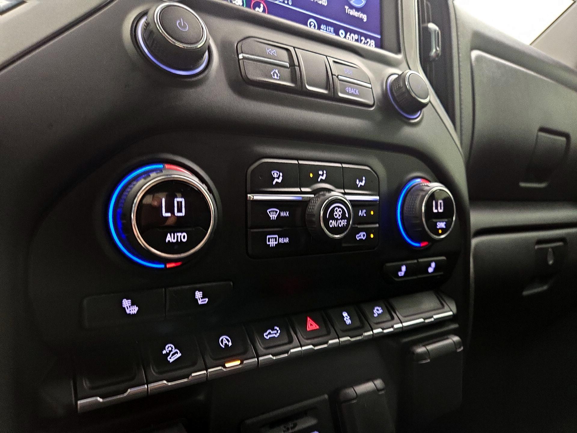 Thumbnail: 2020 Chevrolet Silverado 1500 - 16