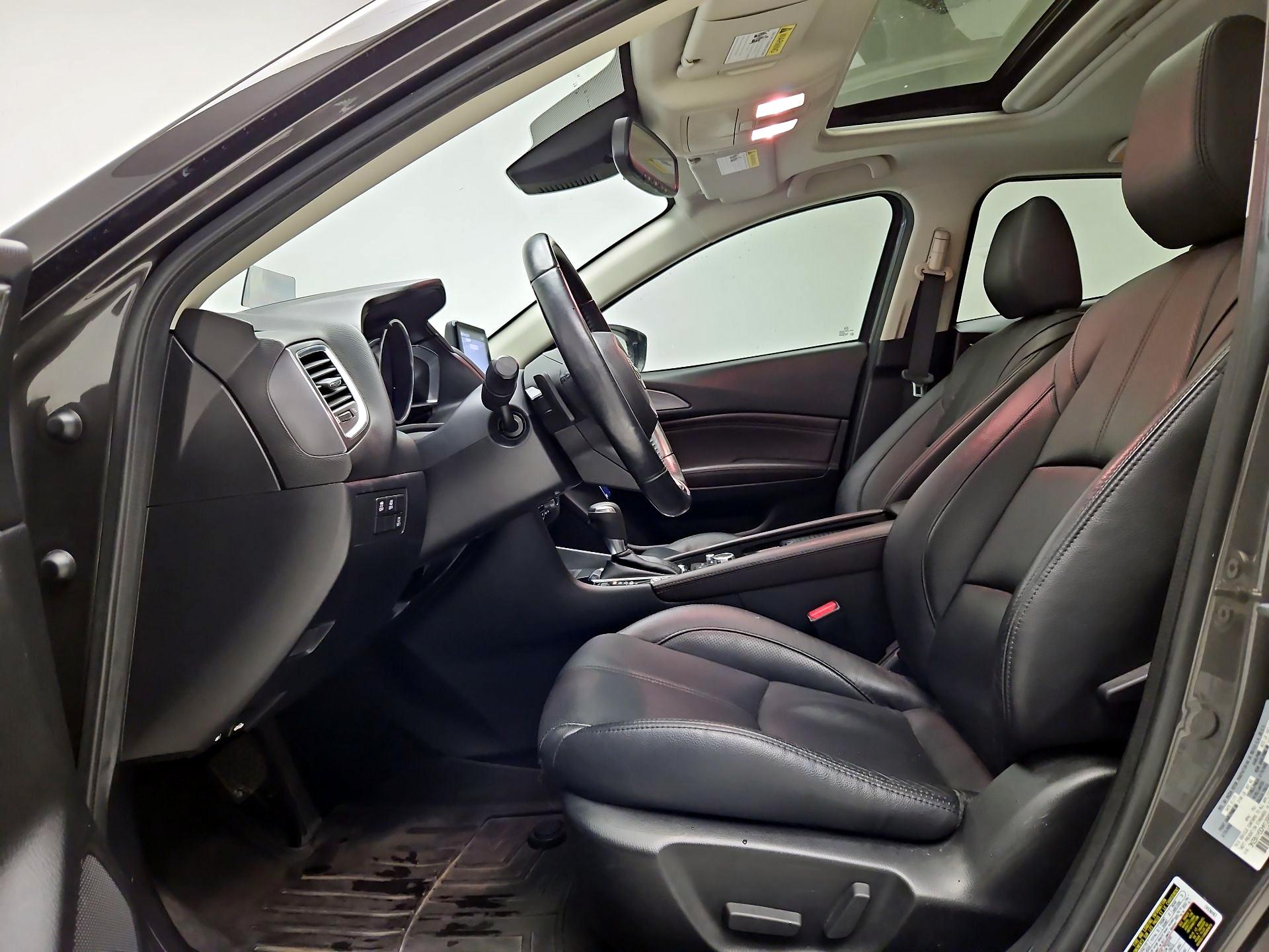 Thumbnail: 2017 Mazda Mazda3 - 11