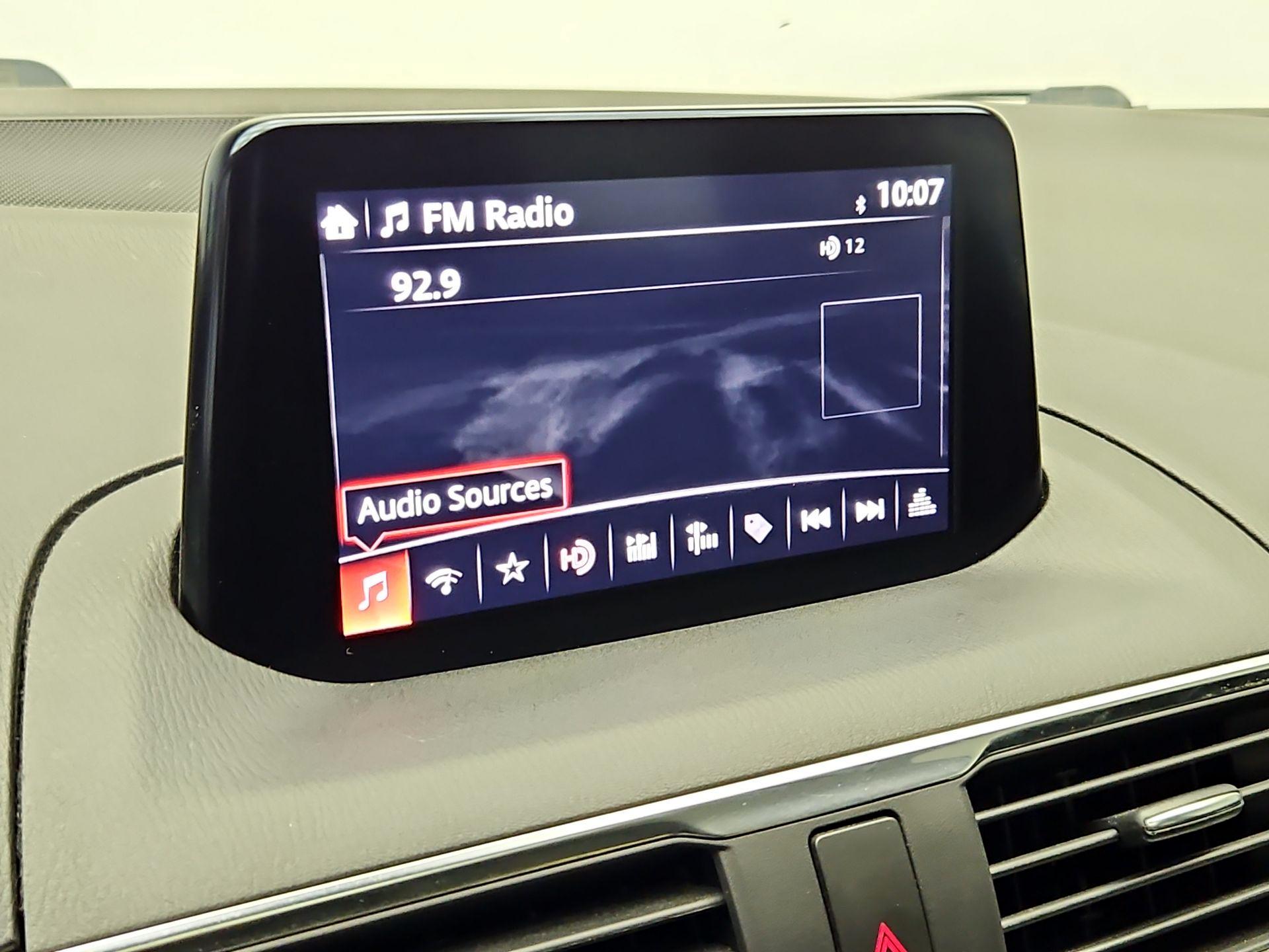 Thumbnail: 2017 Mazda Mazda3 - 16