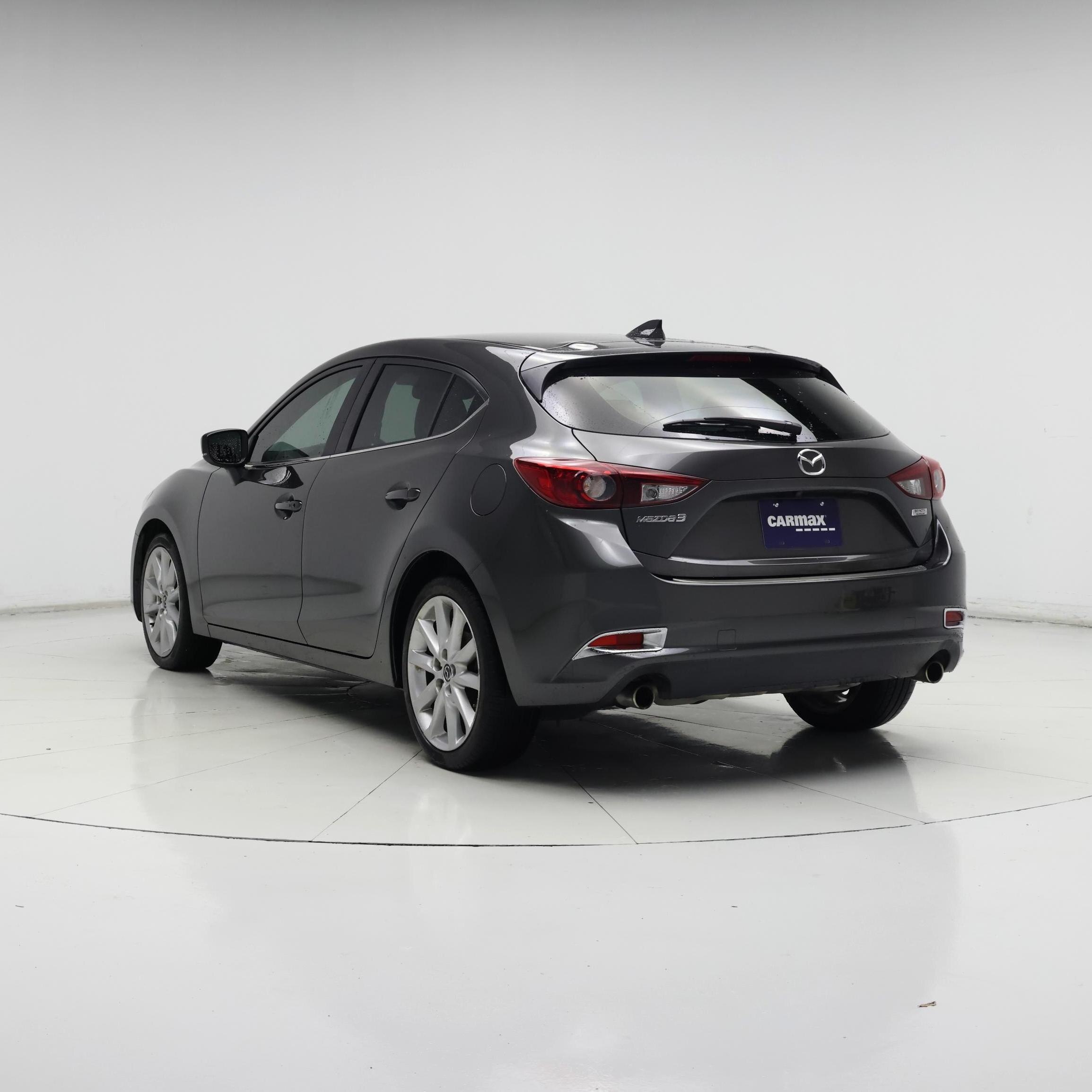 Thumbnail: 2017 Mazda Mazda3 - 2