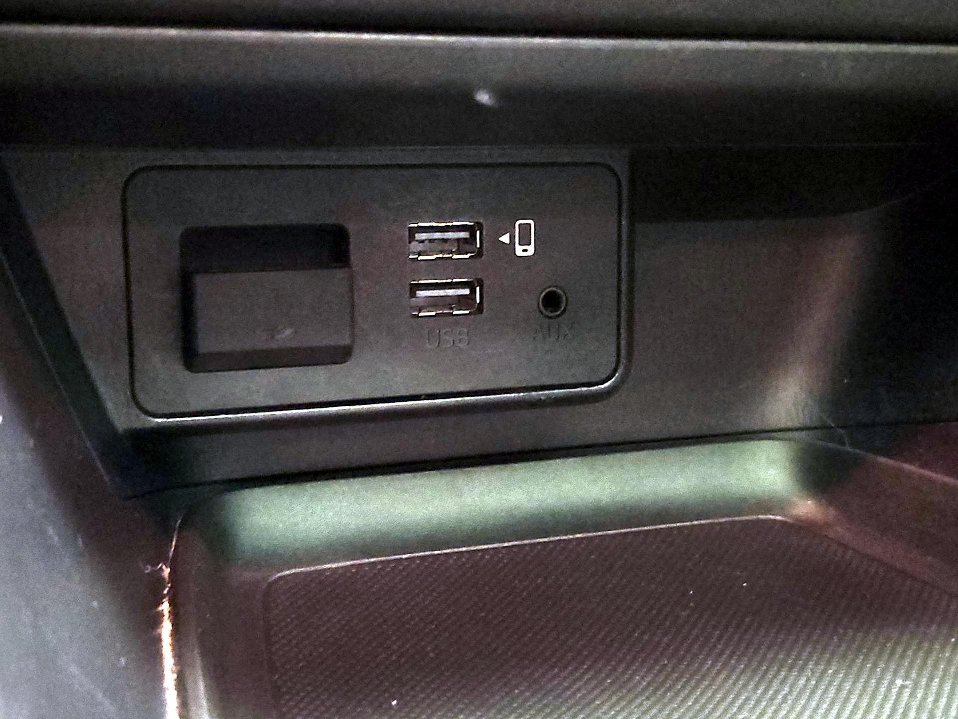 Thumbnail: 2017 Mazda Mazda3 - 19