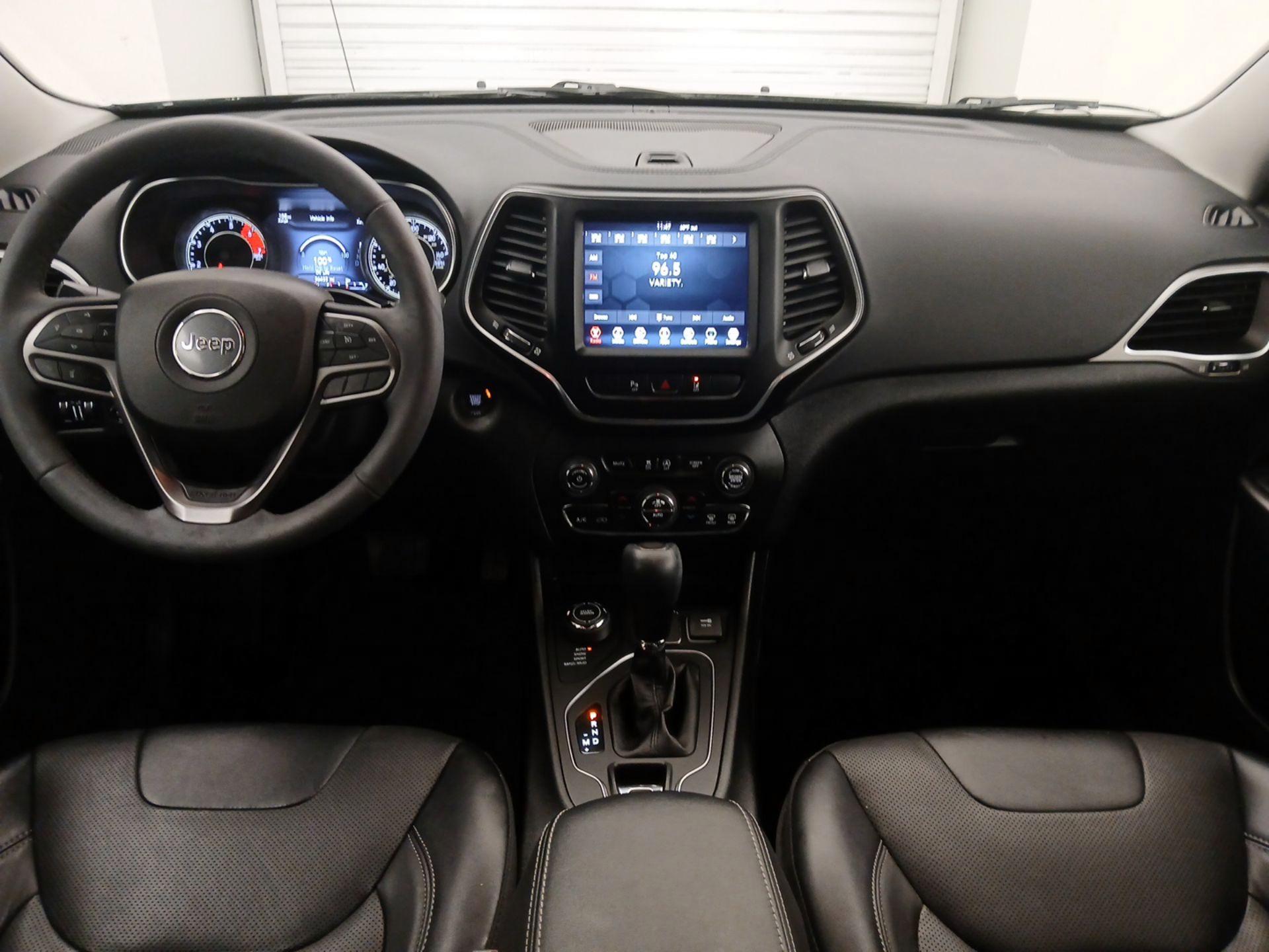 Thumbnail: 2022 Jeep Cherokee - 9