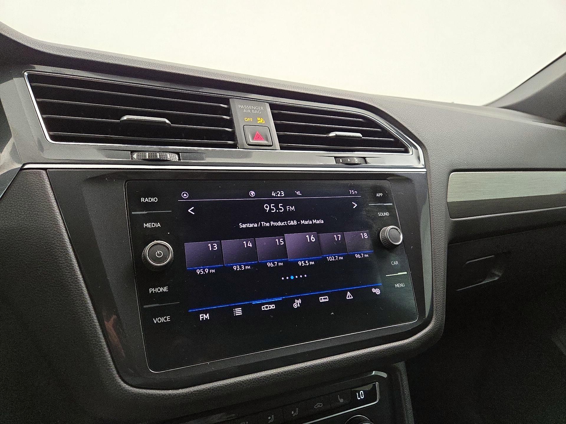 Thumbnail: 2021 Volkswagen Tiguan - 15