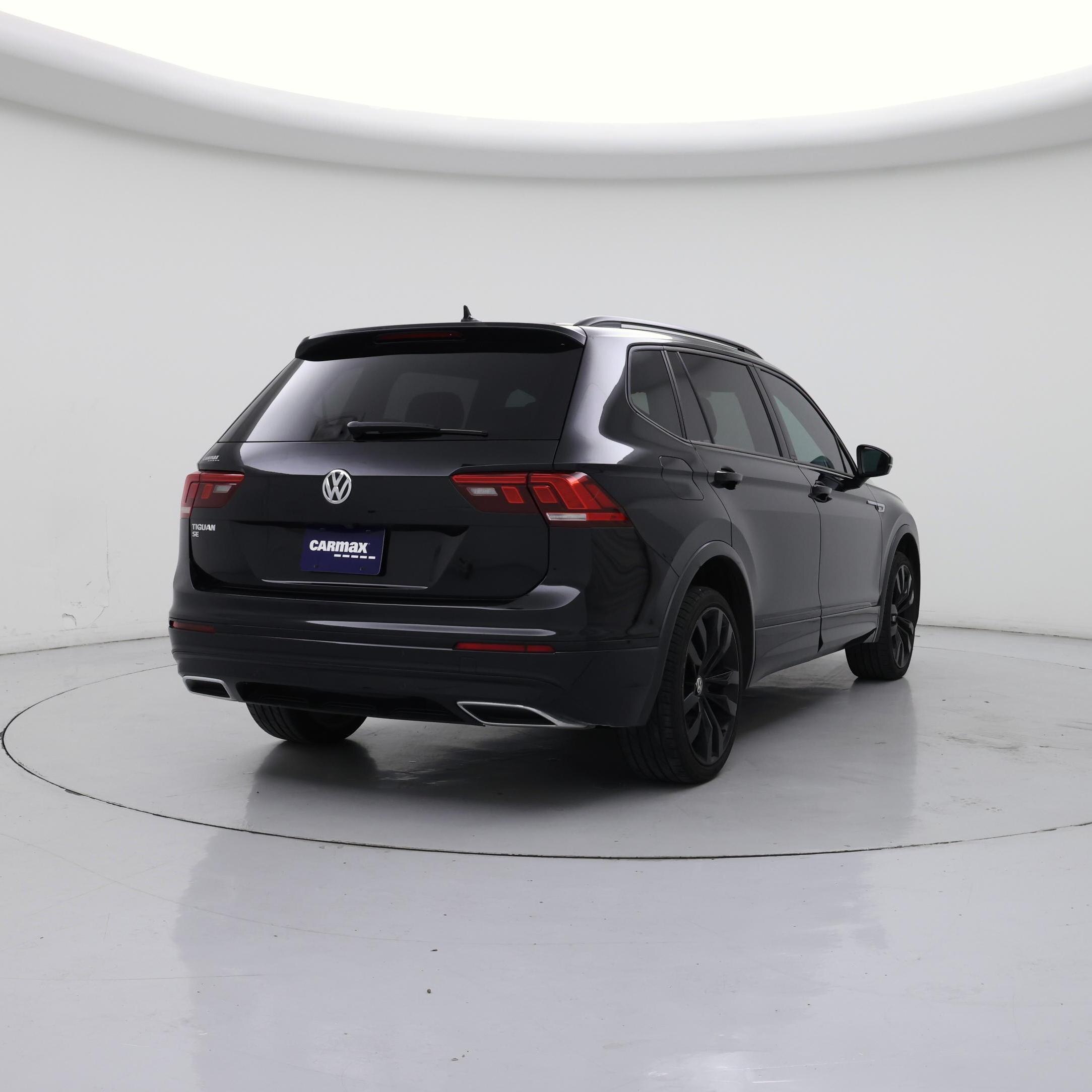 Thumbnail: 2021 Volkswagen Tiguan - 8