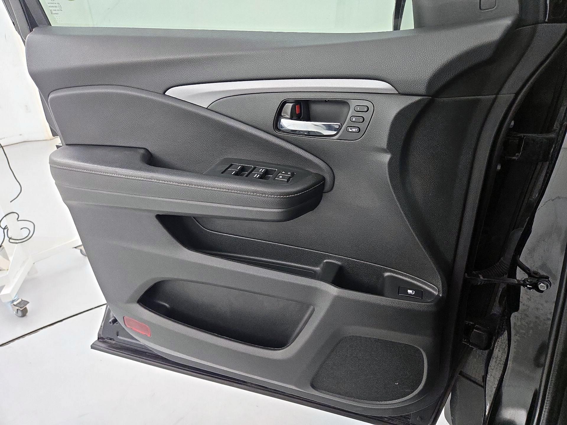 Thumbnail: 2023 Honda Ridgeline - 12