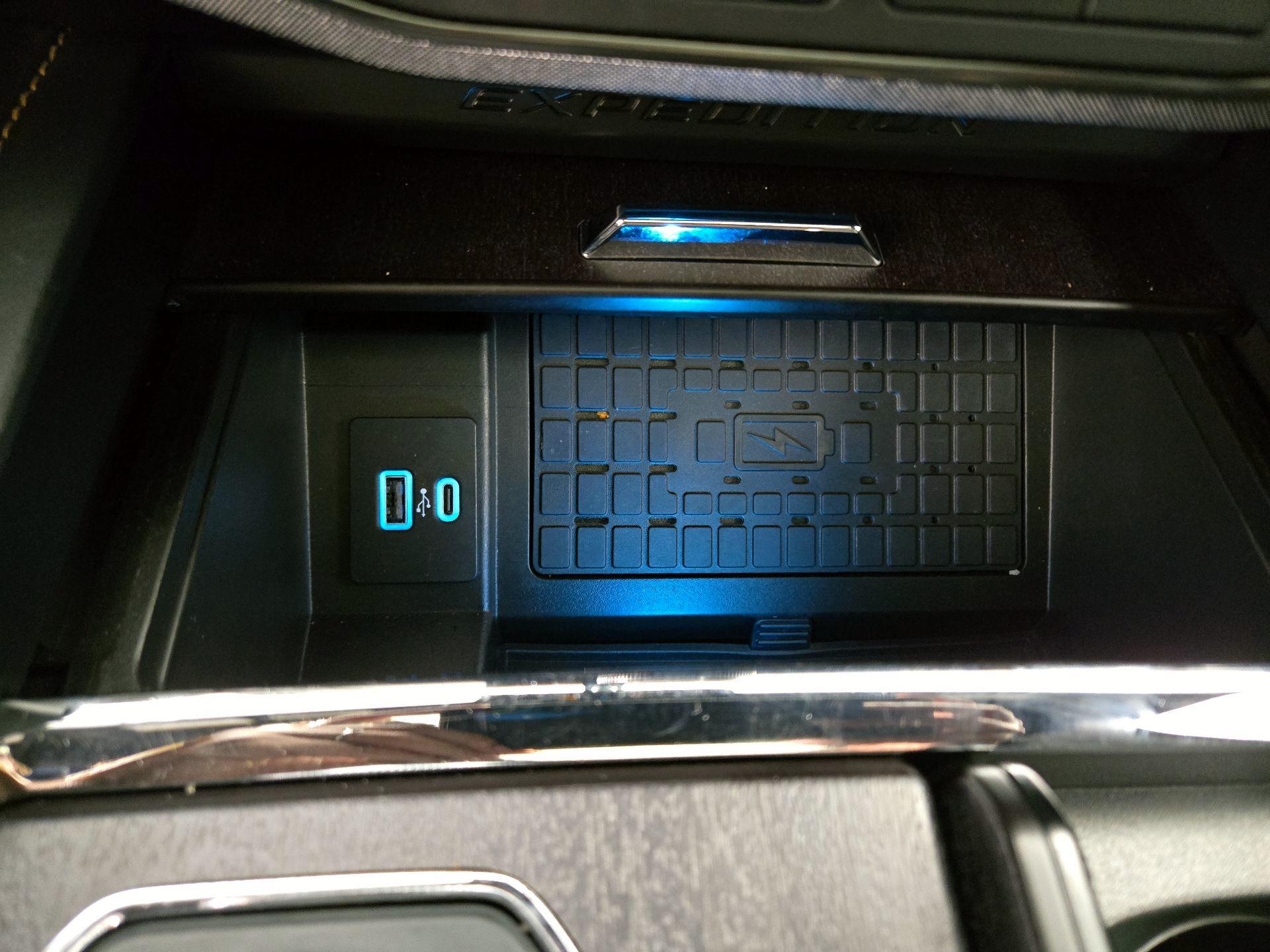 Thumbnail: 2022 Ford Expedition MAX - 19