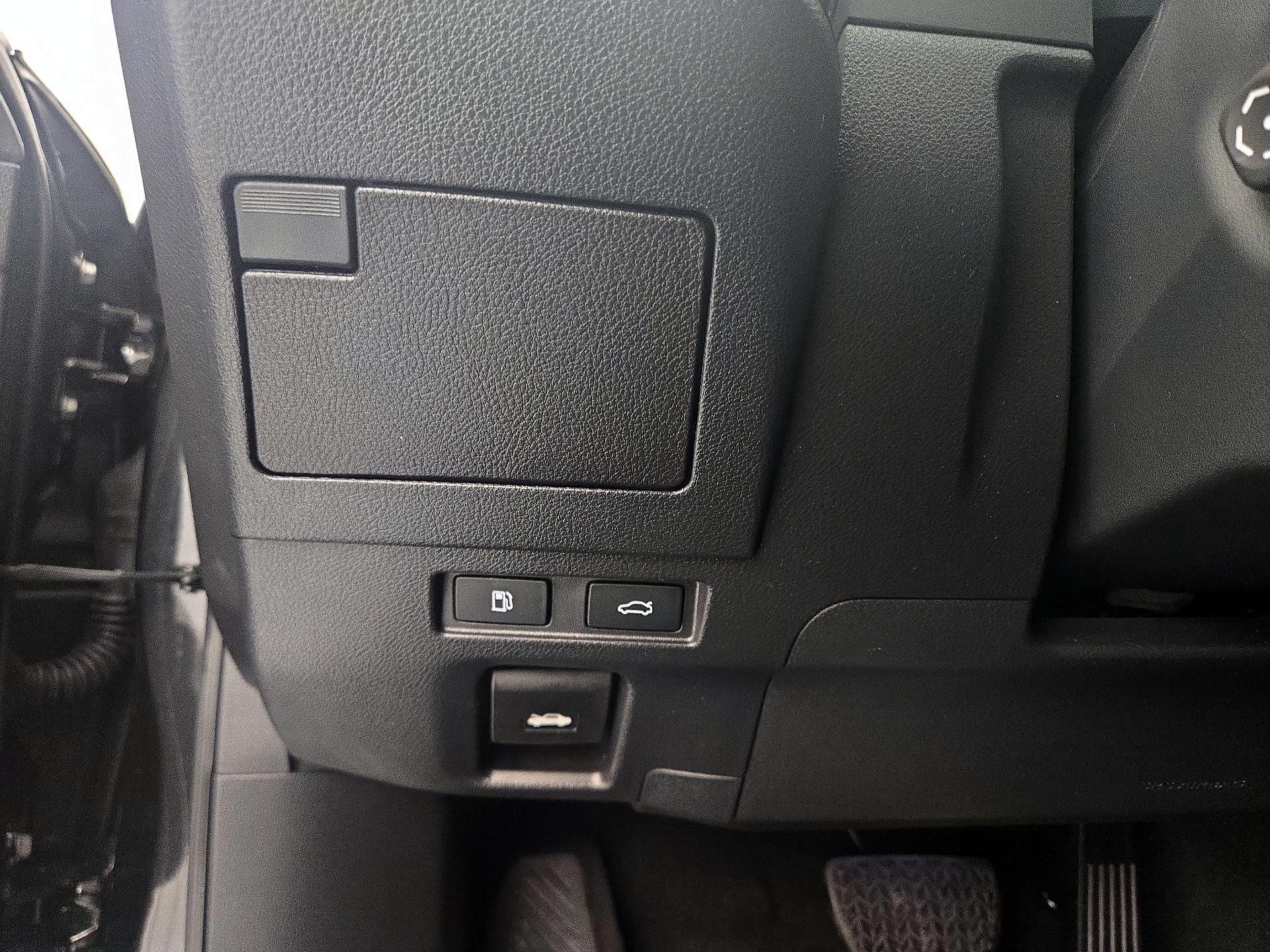 Thumbnail: 2025 Lexus ES - 13