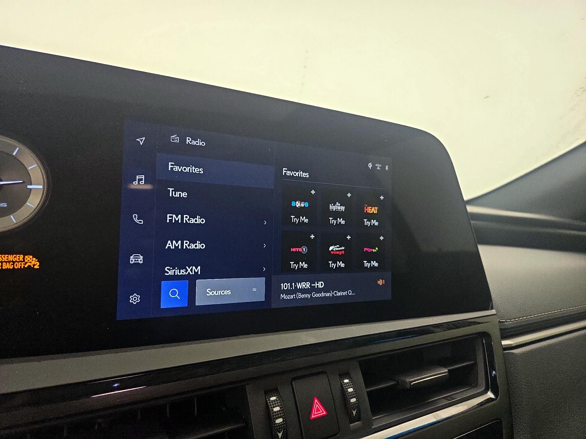 Thumbnail: 2025 Lexus ES - 15