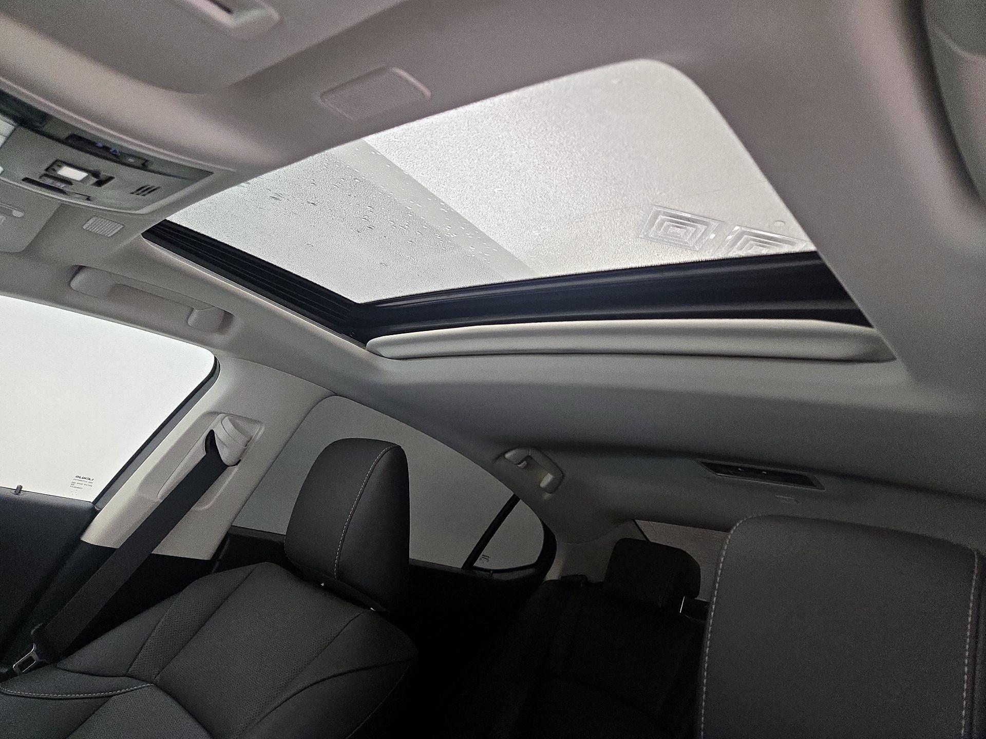 Thumbnail: 2025 Lexus ES - 19