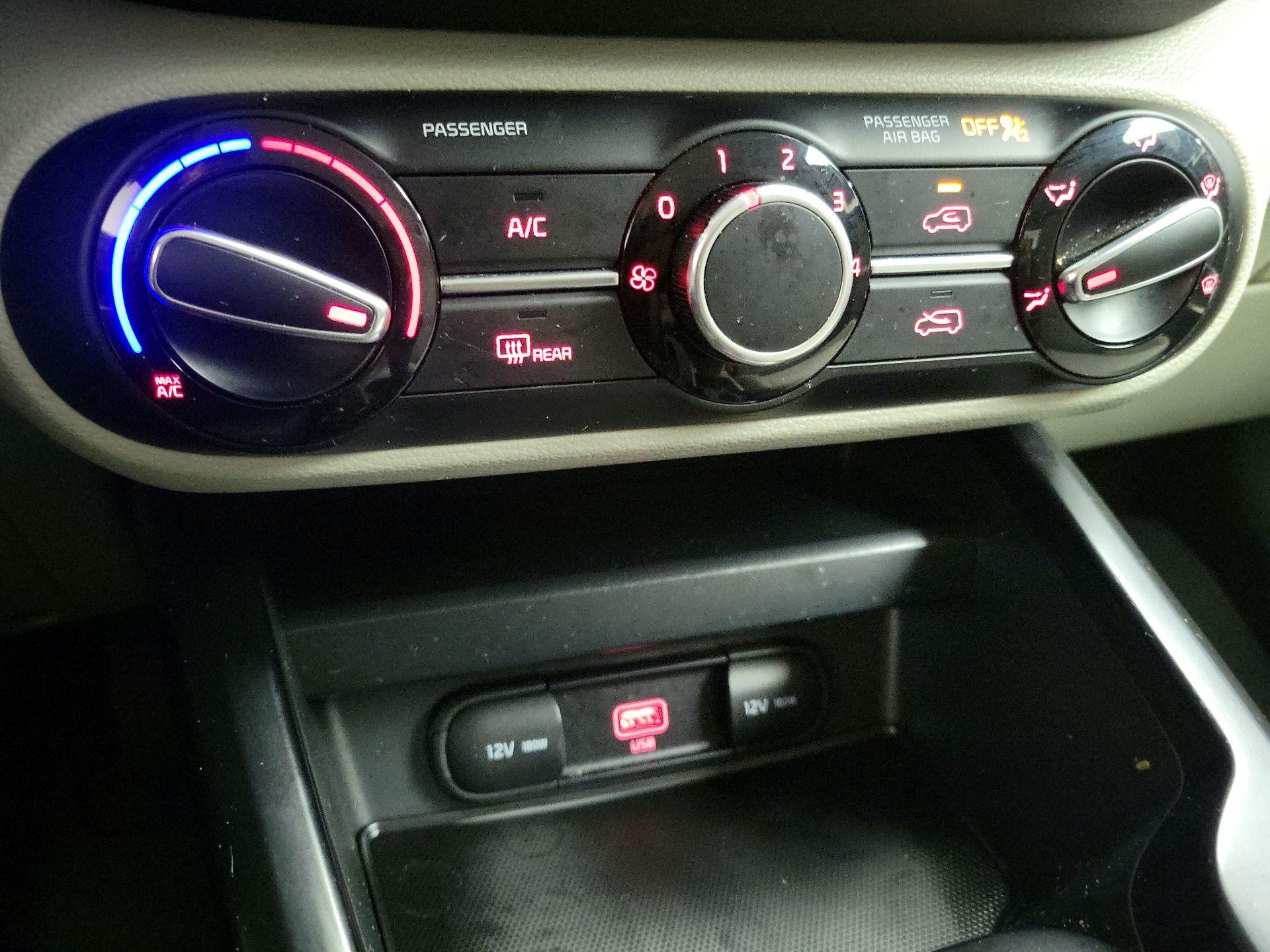 Thumbnail: 2022 Kia Soul - 15