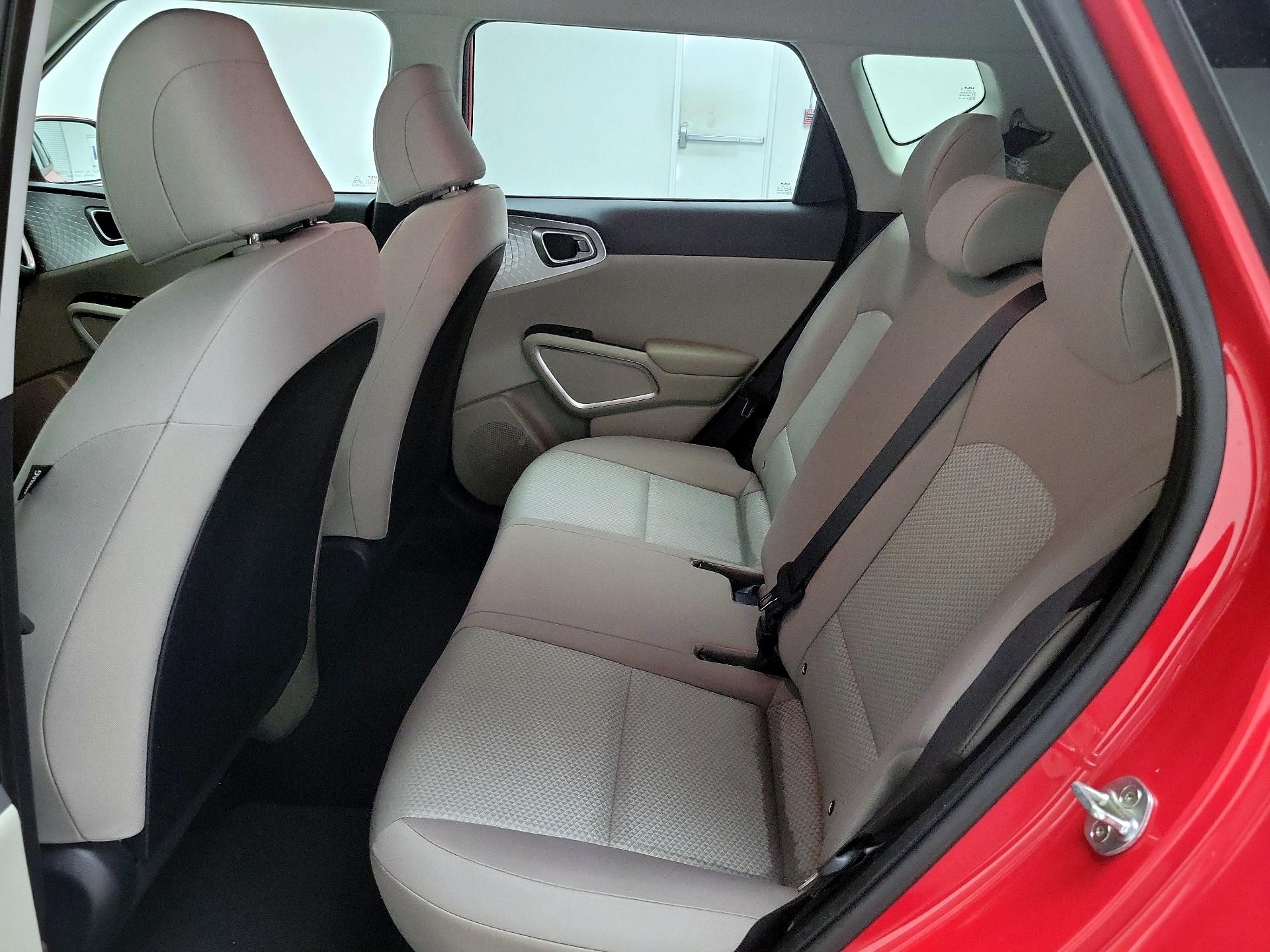 Thumbnail: 2022 Kia Soul - 18