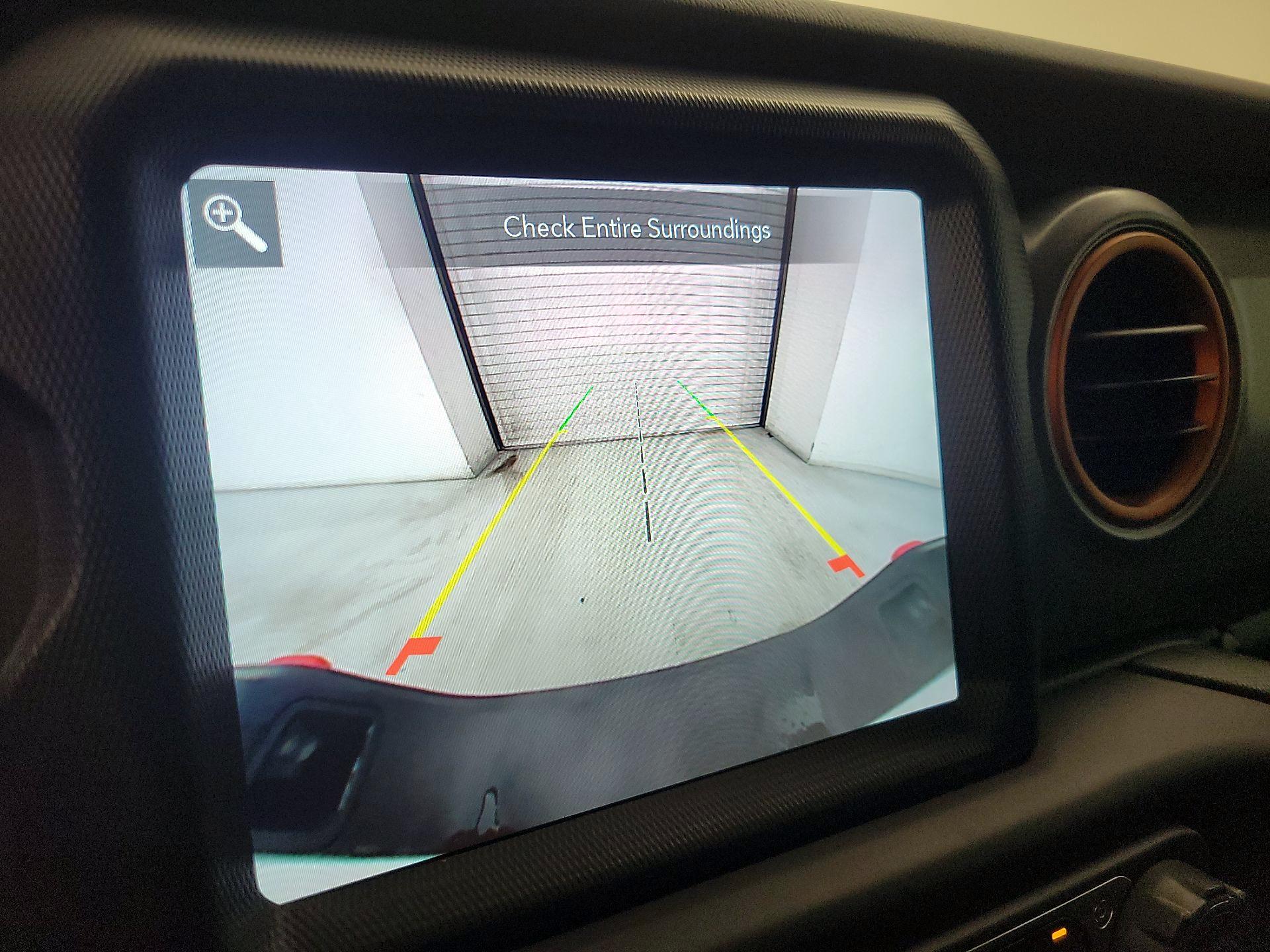 Thumbnail: 2023 Jeep Gladiator - 15