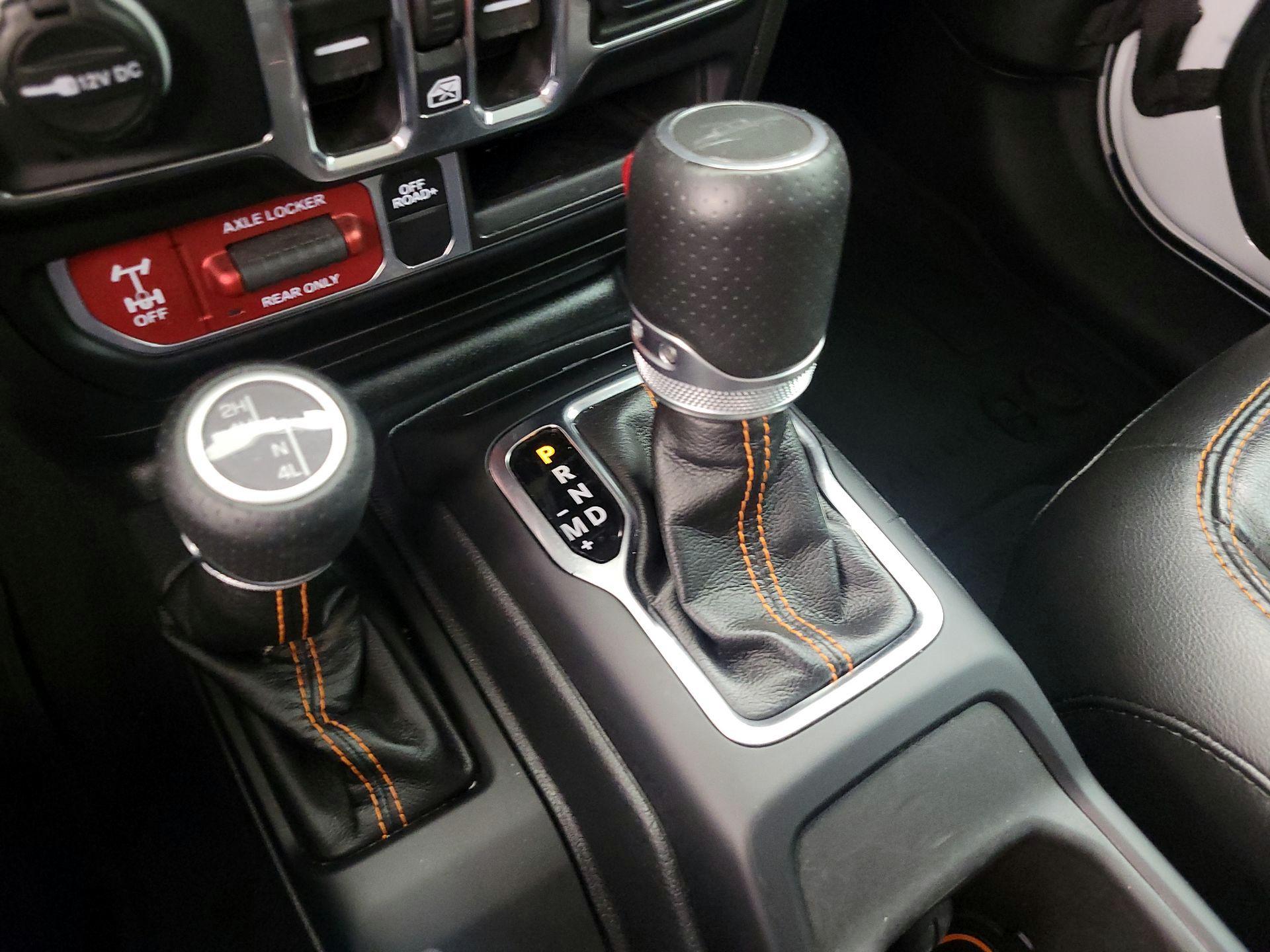 Thumbnail: 2023 Jeep Gladiator - 18