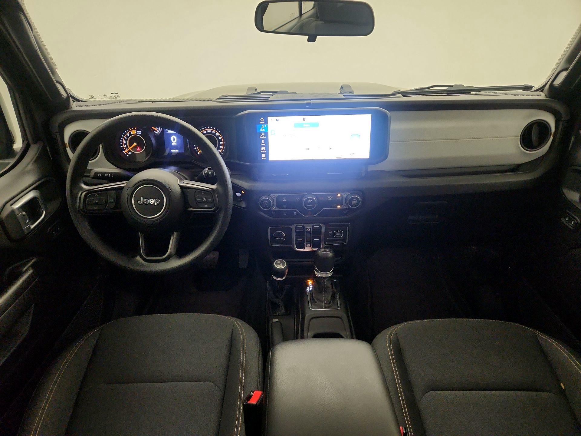 Thumbnail: 2025 Jeep Wrangler - 9