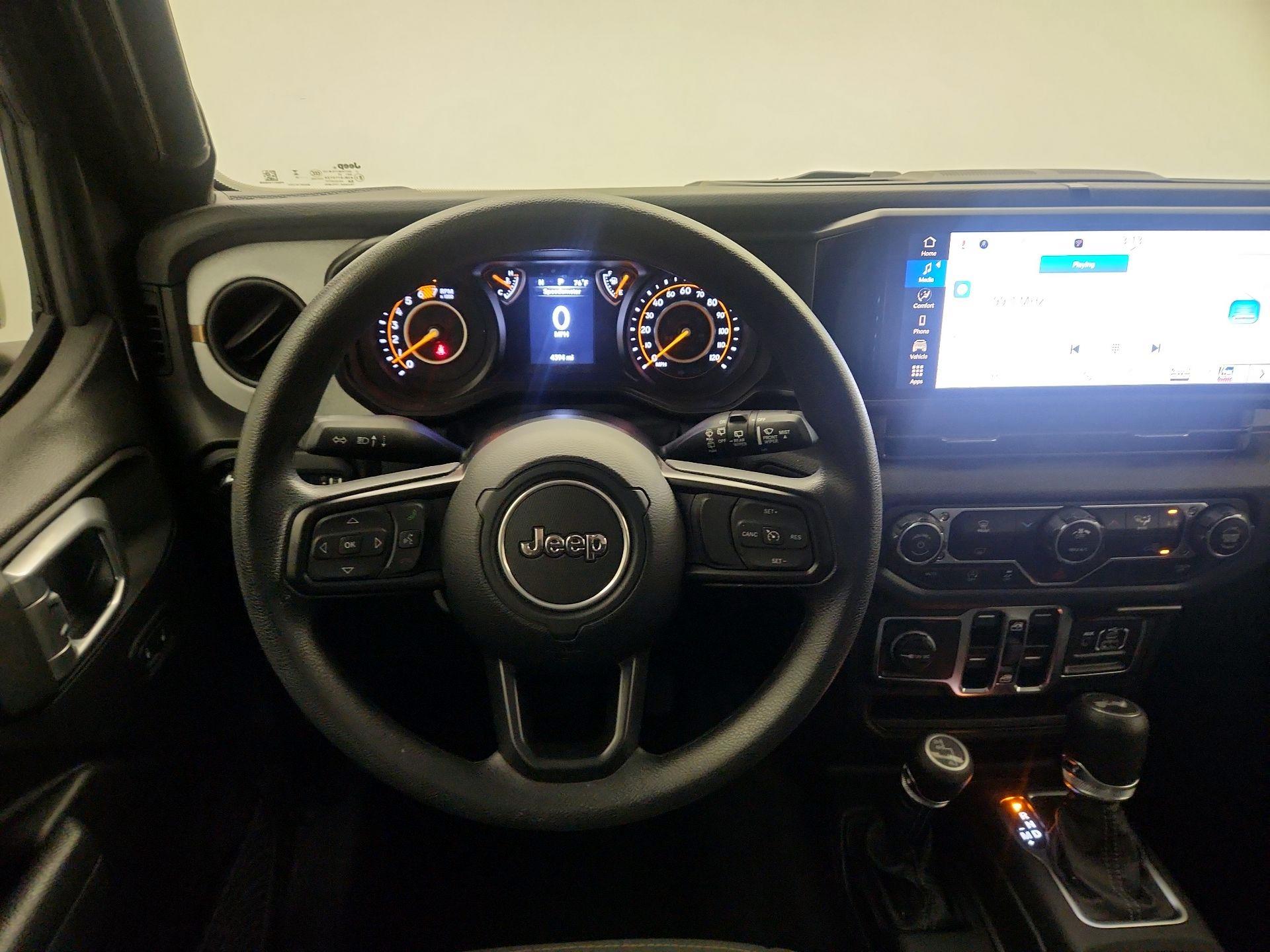 Thumbnail: 2025 Jeep Wrangler - 10