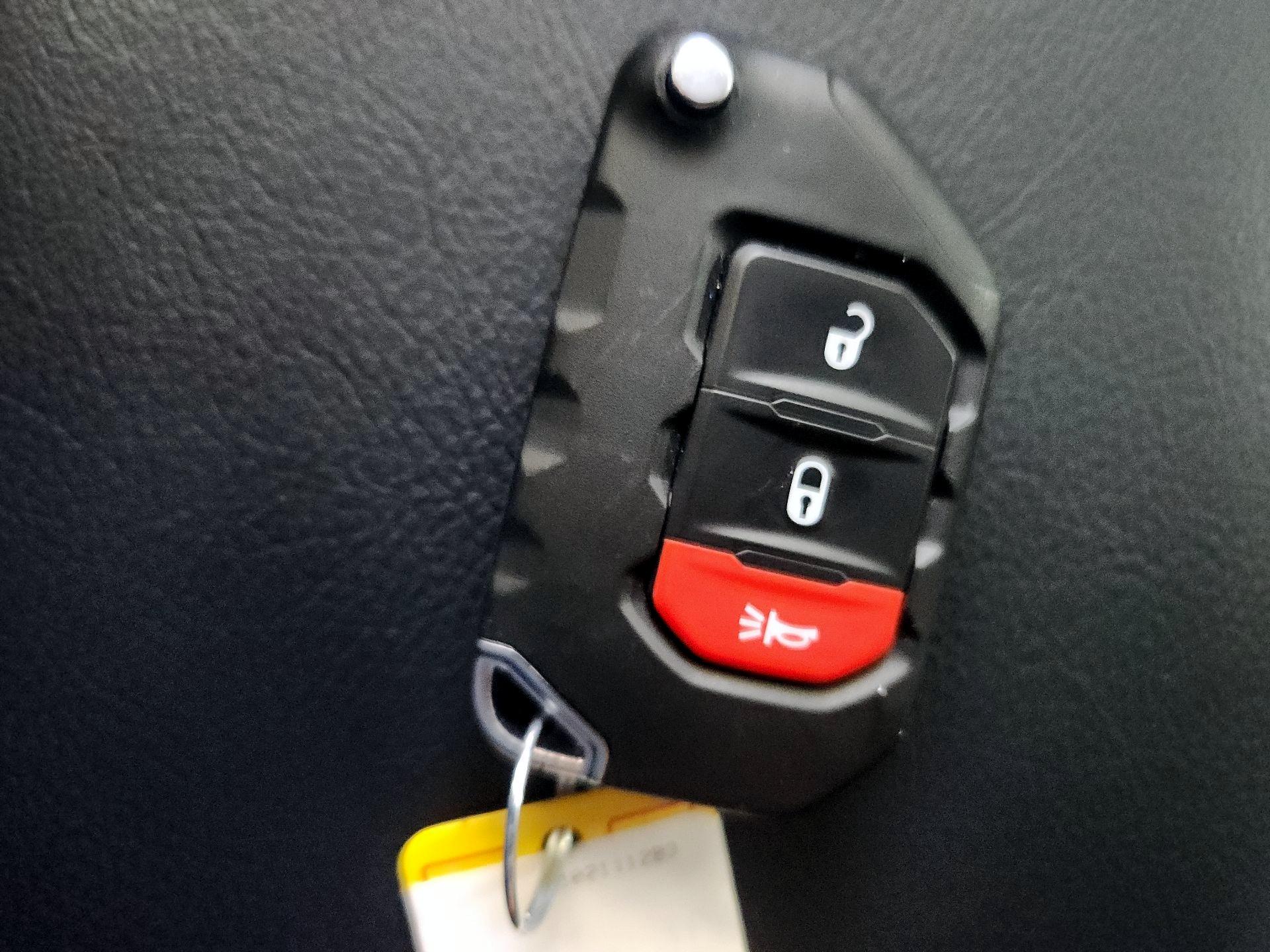 Thumbnail: 2025 Jeep Wrangler - 18