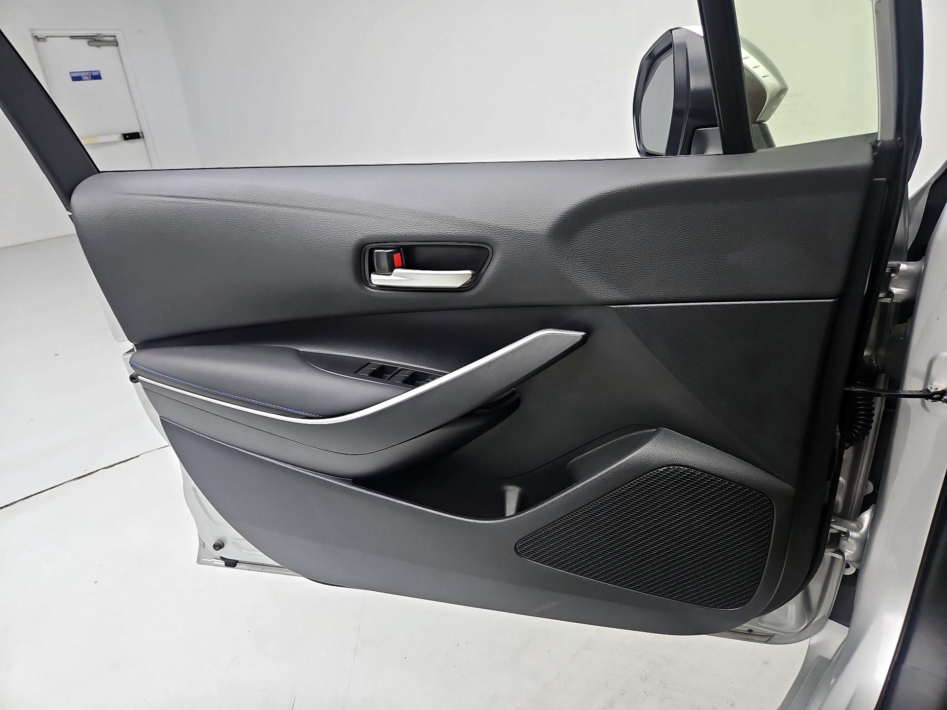 Thumbnail: 2022 Toyota Corolla - 12