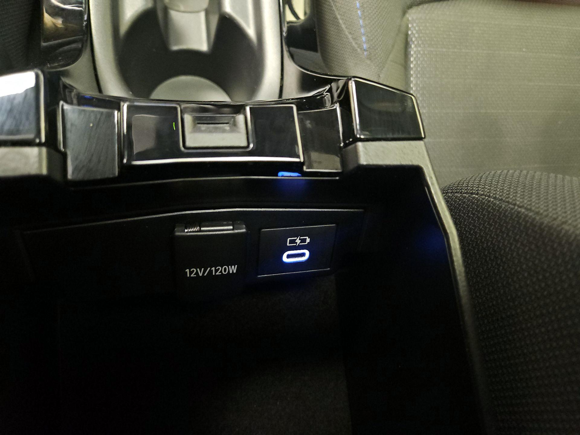 Thumbnail: 2022 Toyota Corolla - 18