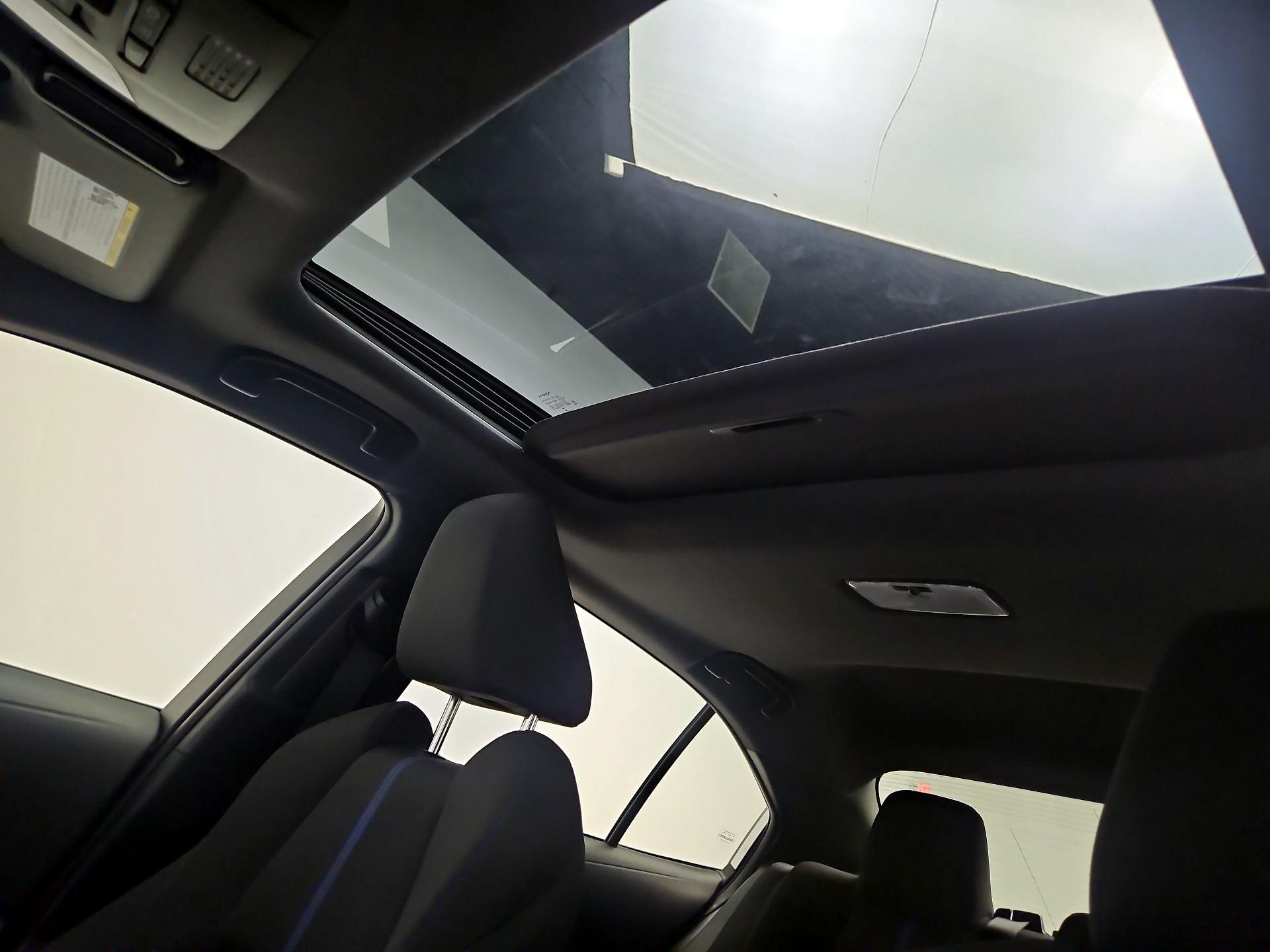 Thumbnail: 2022 Toyota Corolla - 19