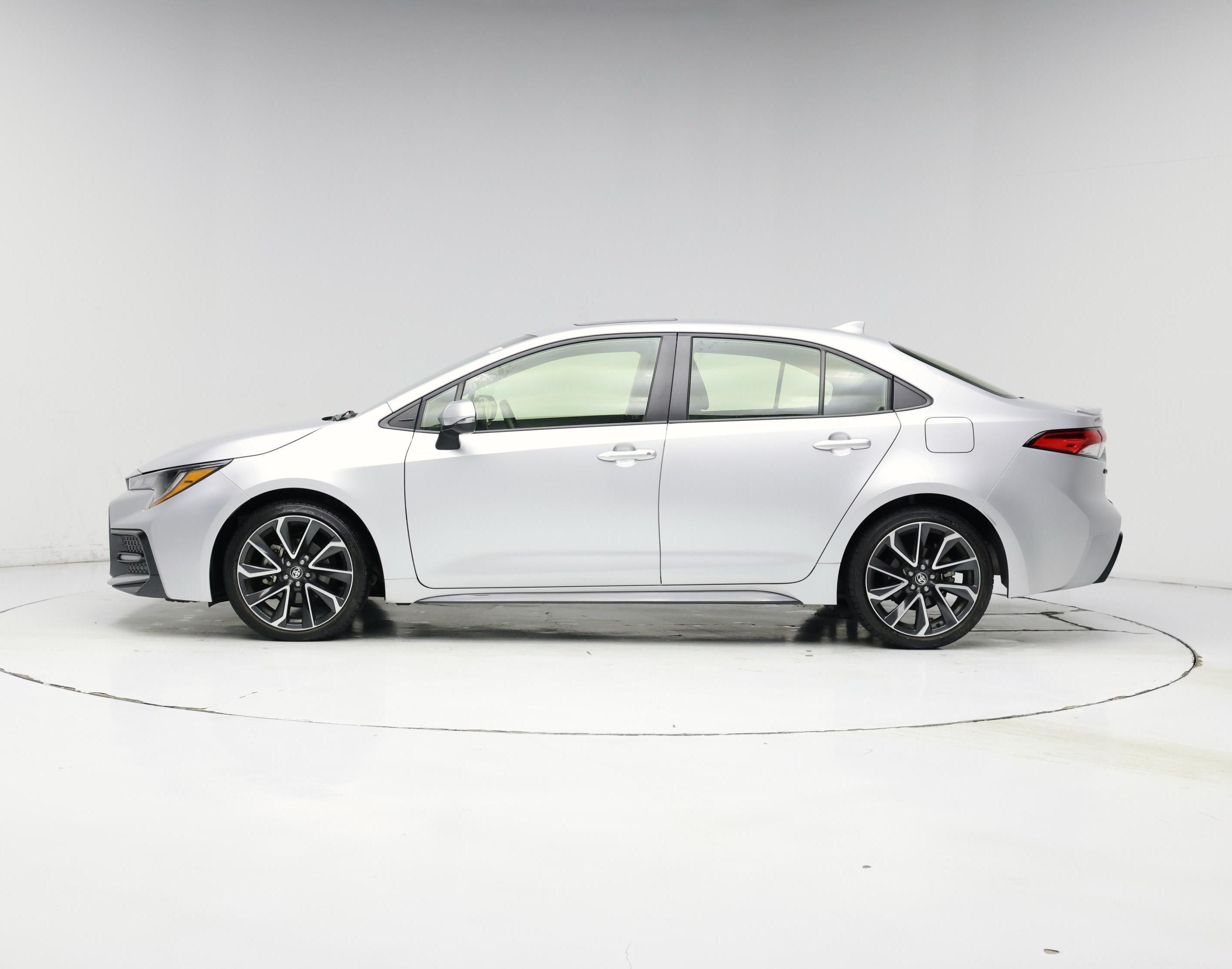 Thumbnail: 2022 Toyota Corolla - 3