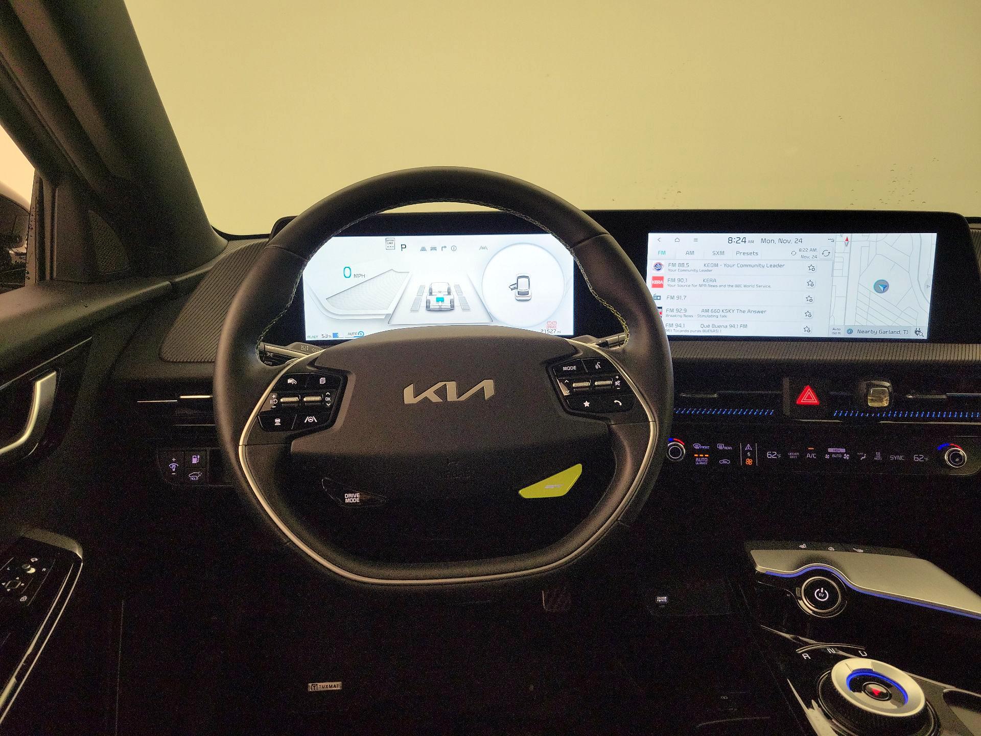 Thumbnail: 2023 Kia EV6 - 10