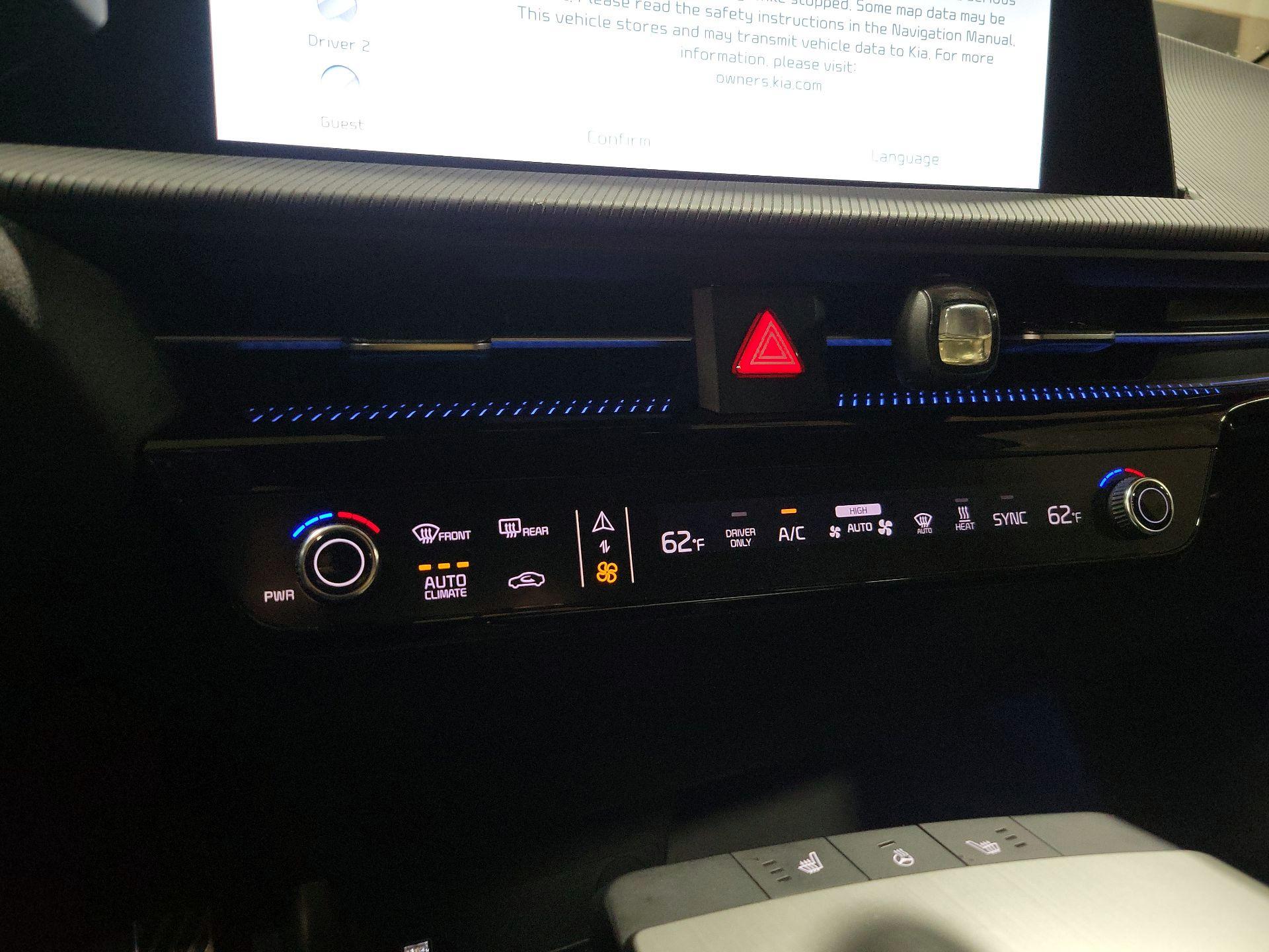 Thumbnail: 2023 Kia EV6 - 16