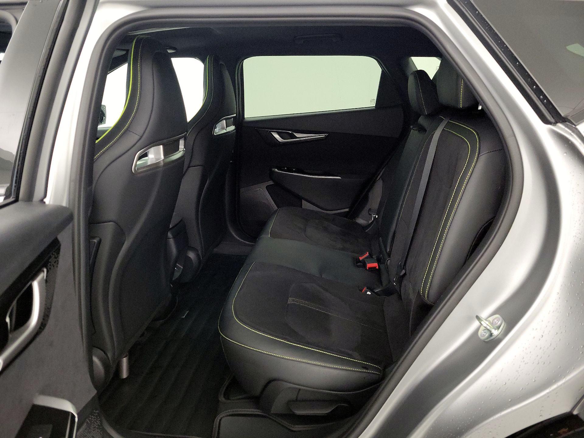 Thumbnail: 2023 Kia EV6 - 19