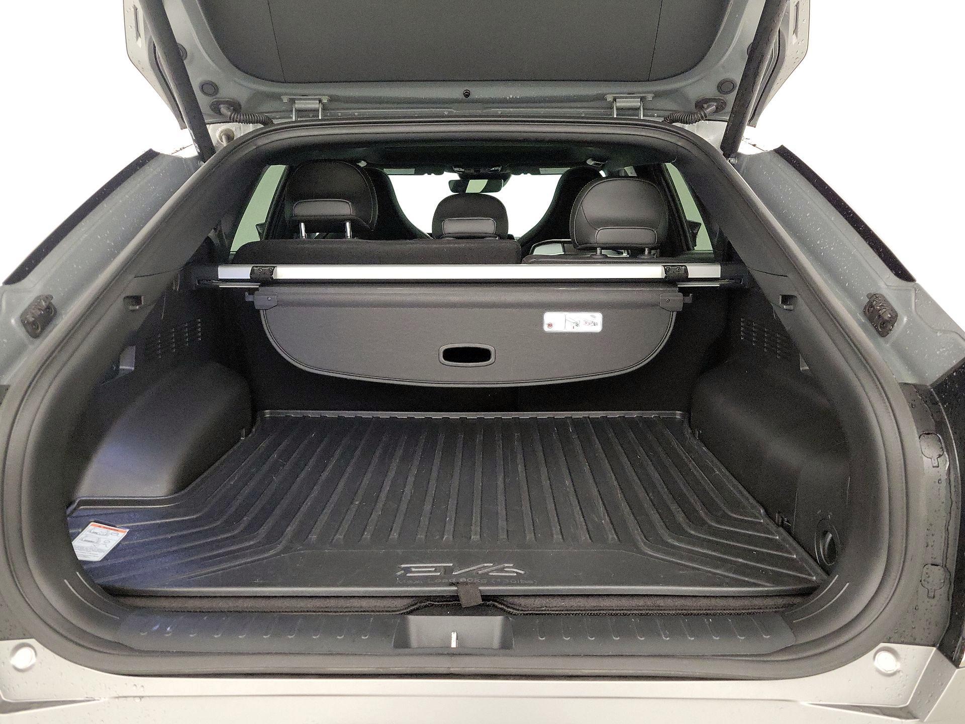 Thumbnail: 2023 Kia EV6 - 20