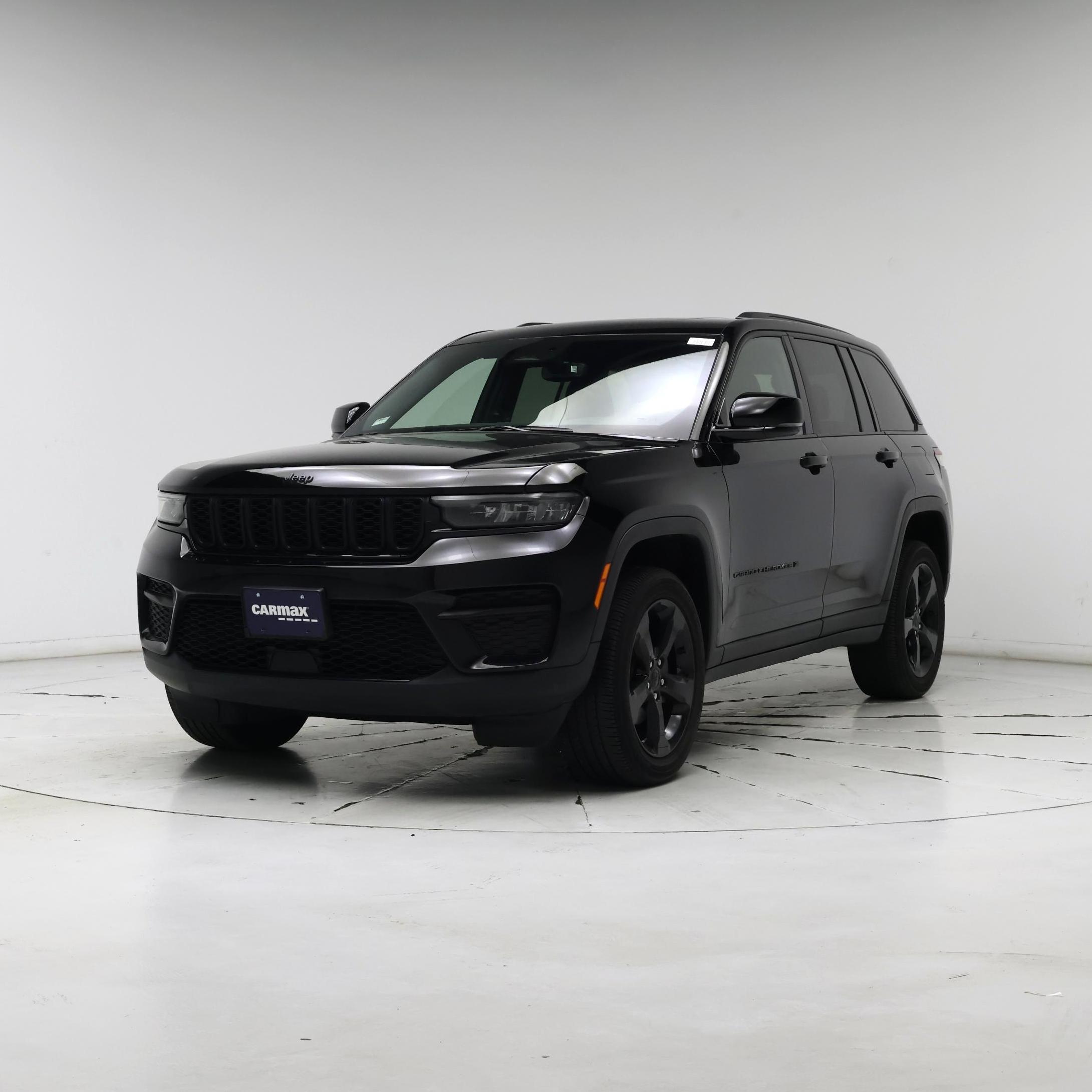 Thumbnail: 2022 Jeep Grand Cherokee - 4