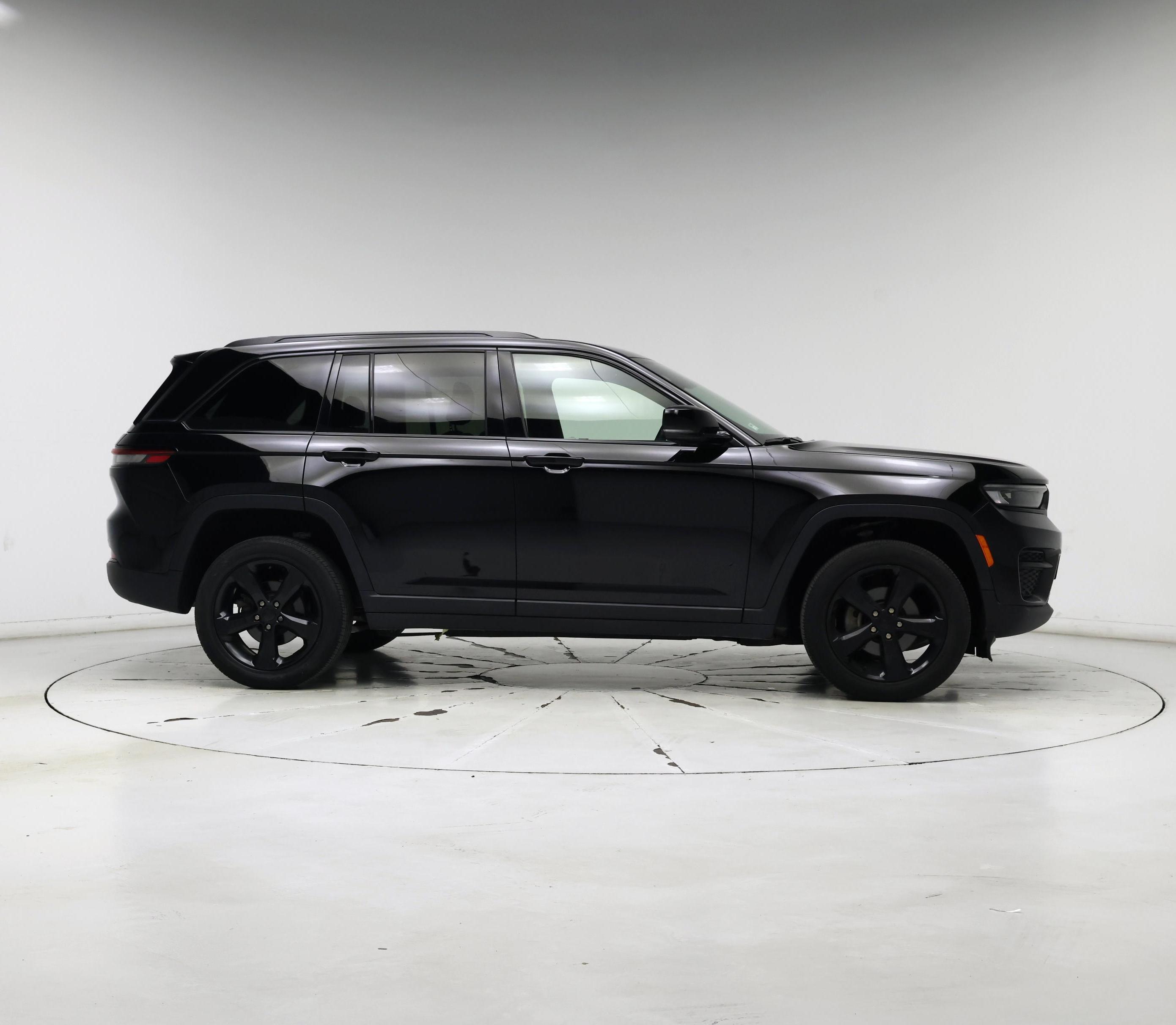 Thumbnail: 2022 Jeep Grand Cherokee - 7