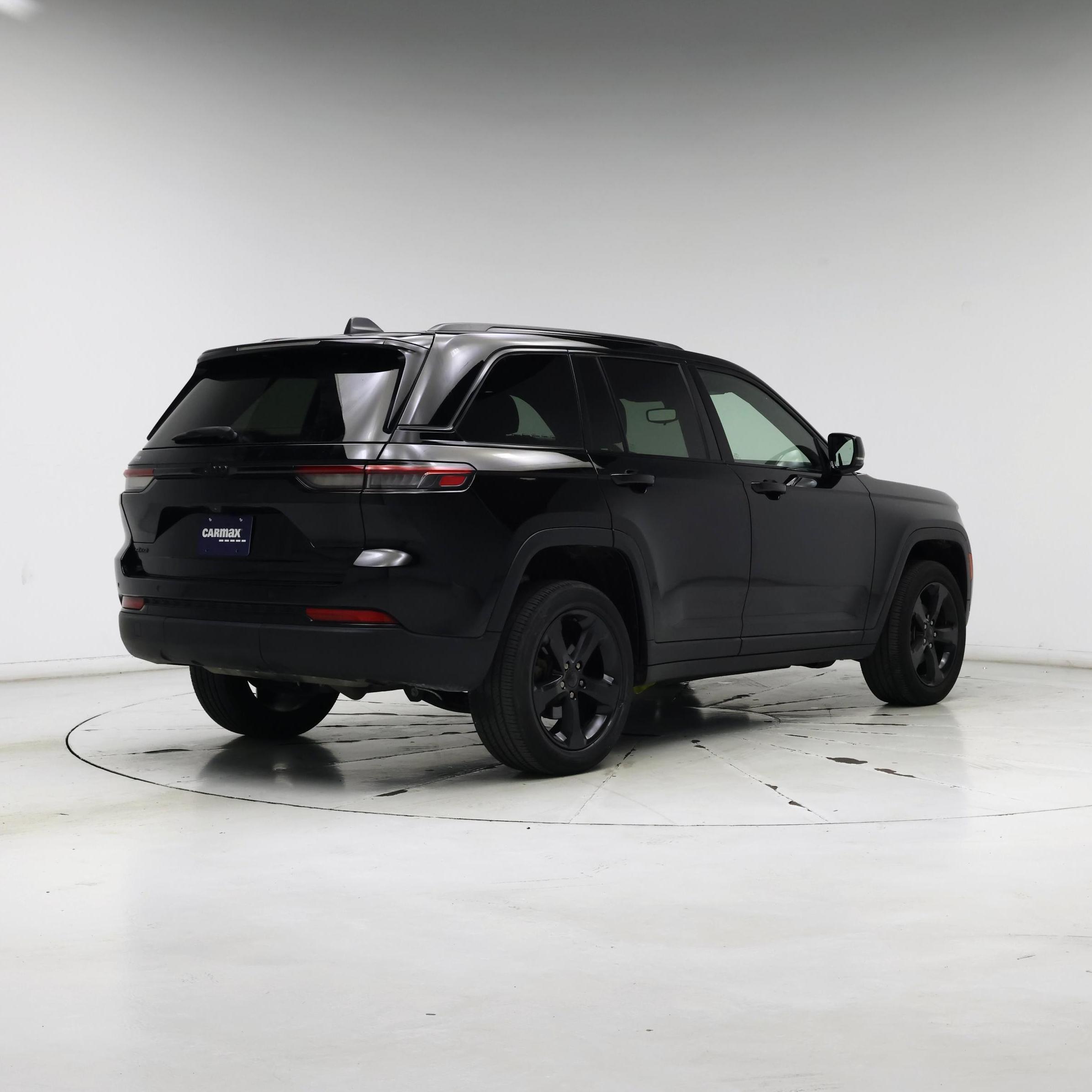 Thumbnail: 2022 Jeep Grand Cherokee - 8