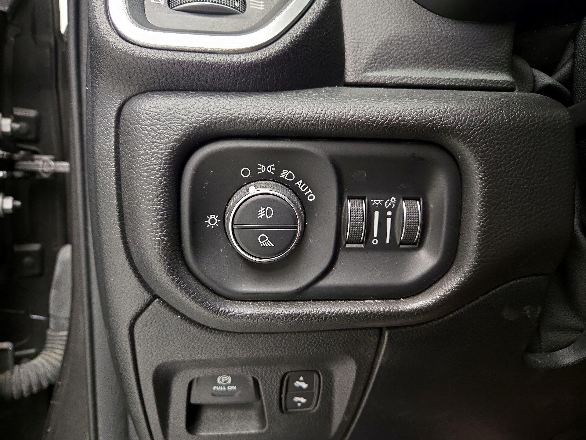 Thumbnail: 2021 RAM 1500 - 13