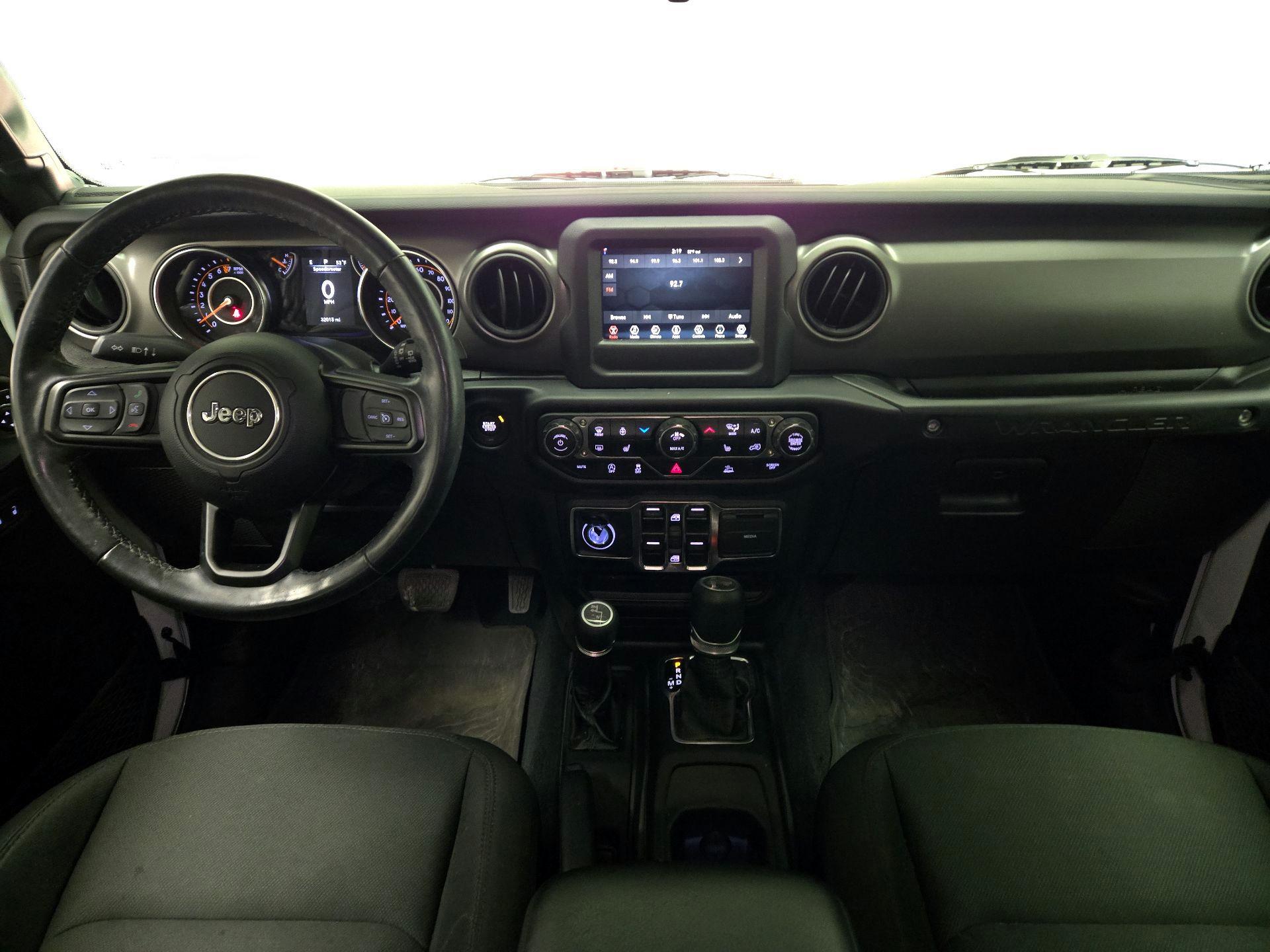 Thumbnail: 2022 Jeep Wrangler - 9