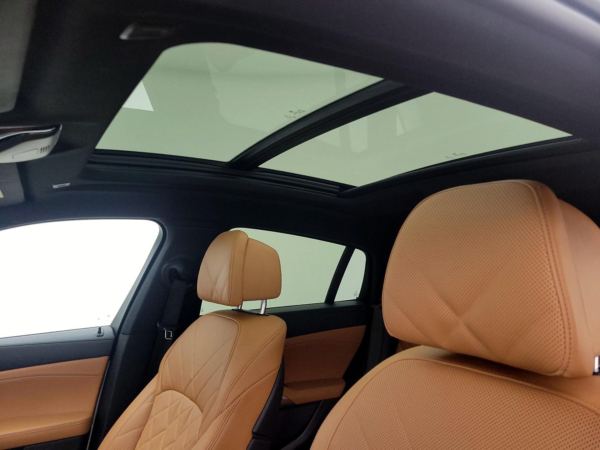 Thumbnail: 2023 BMW X6 - 20