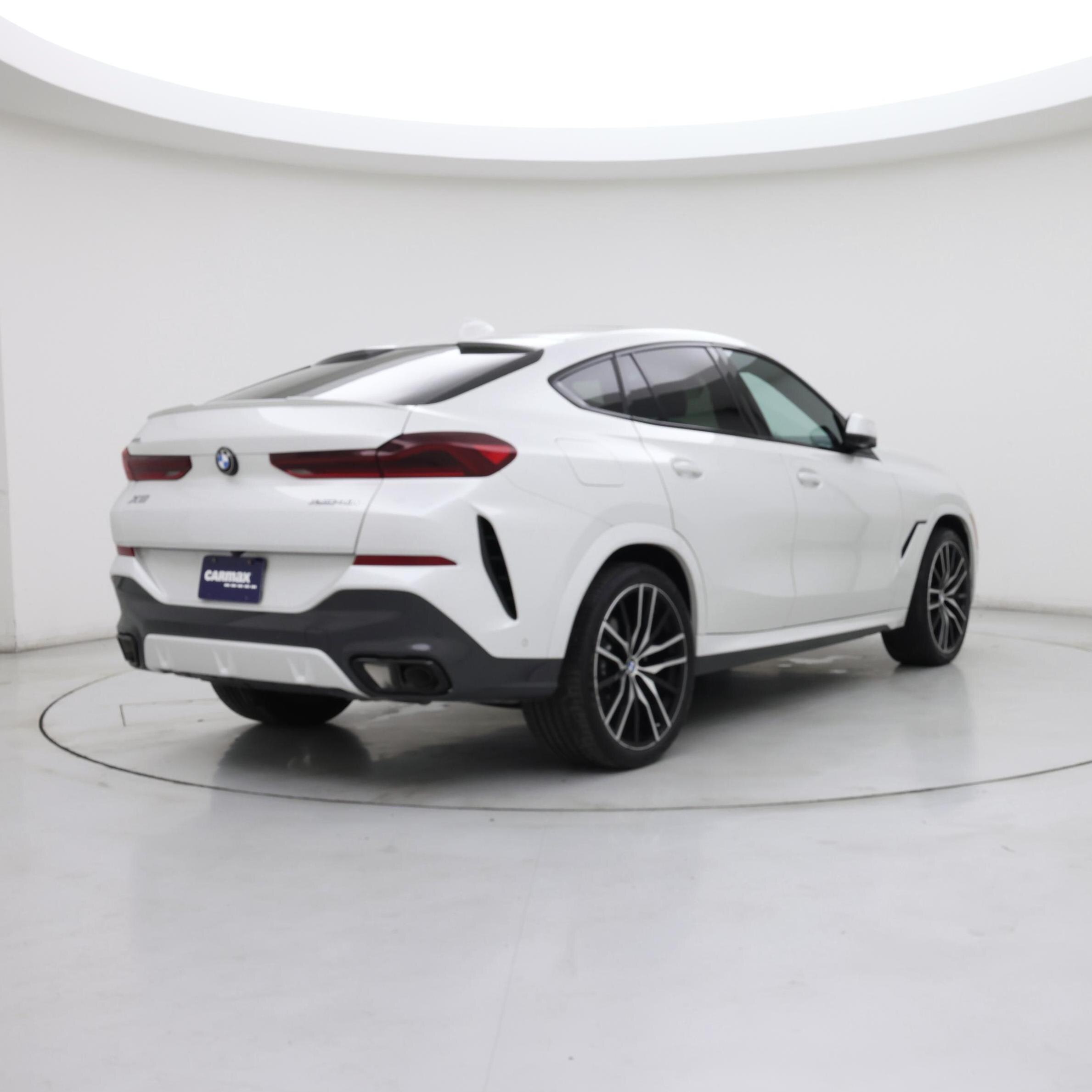 Thumbnail: 2023 BMW X6 - 8