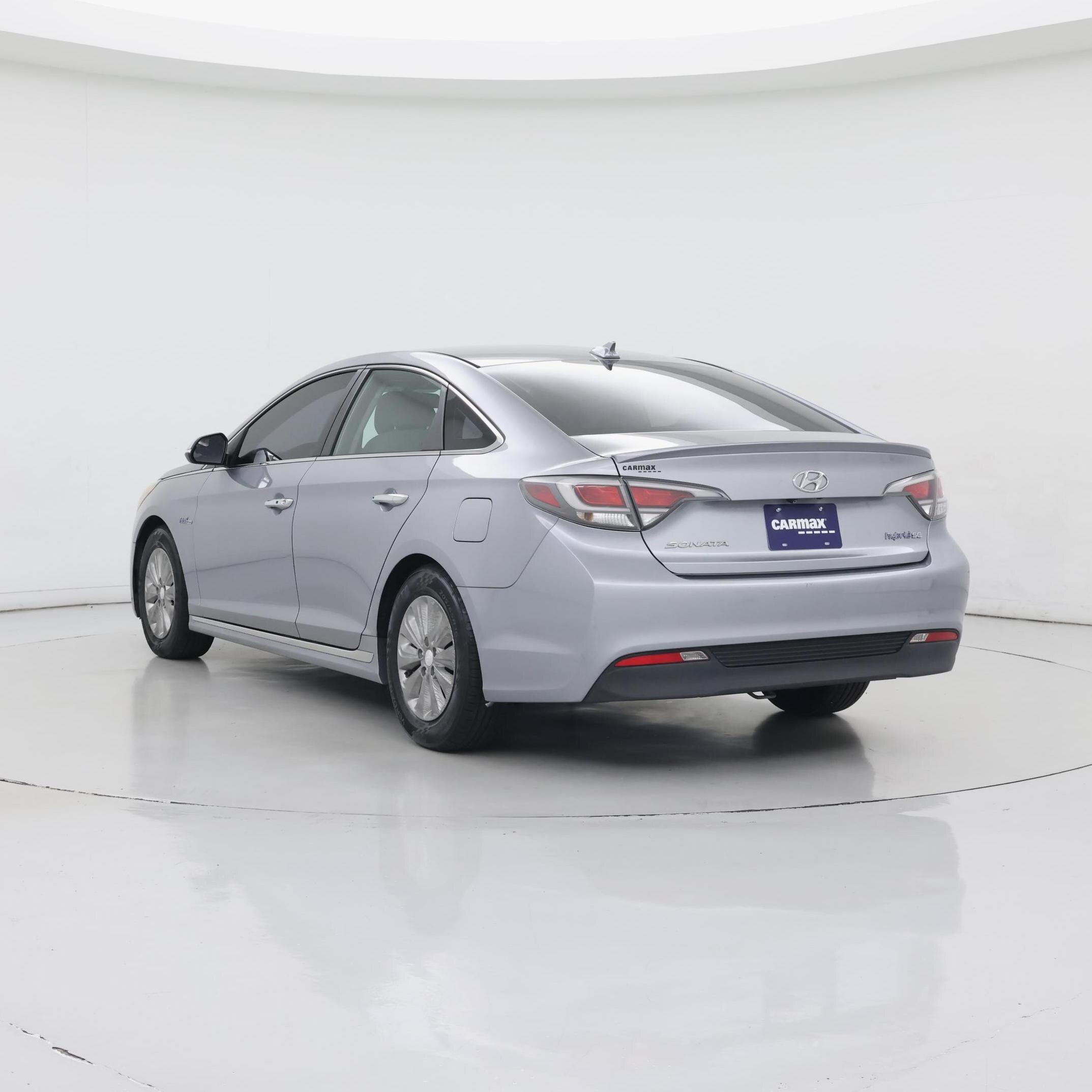 Thumbnail: 2016 Hyundai Sonata - 2