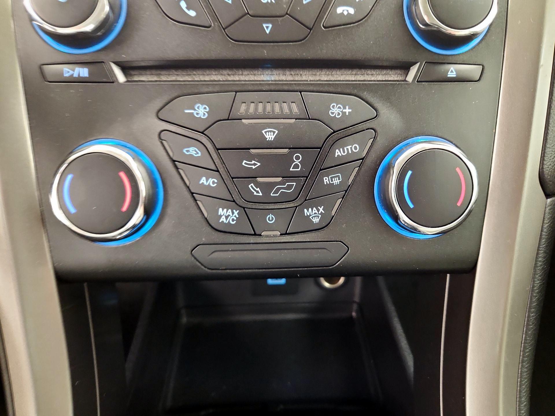 Thumbnail: 2018 Ford Fusion - 16