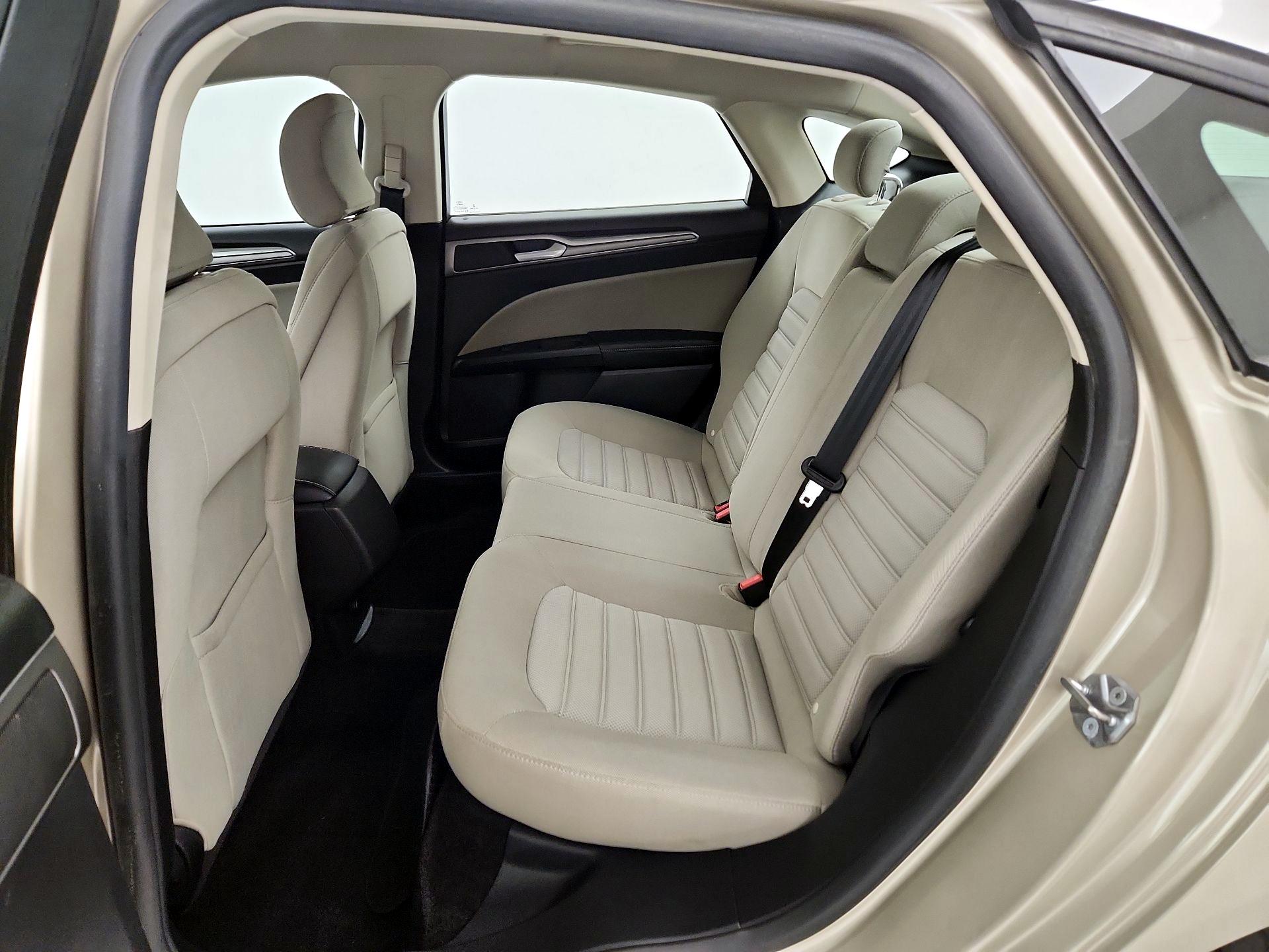 Thumbnail: 2018 Ford Fusion - 19