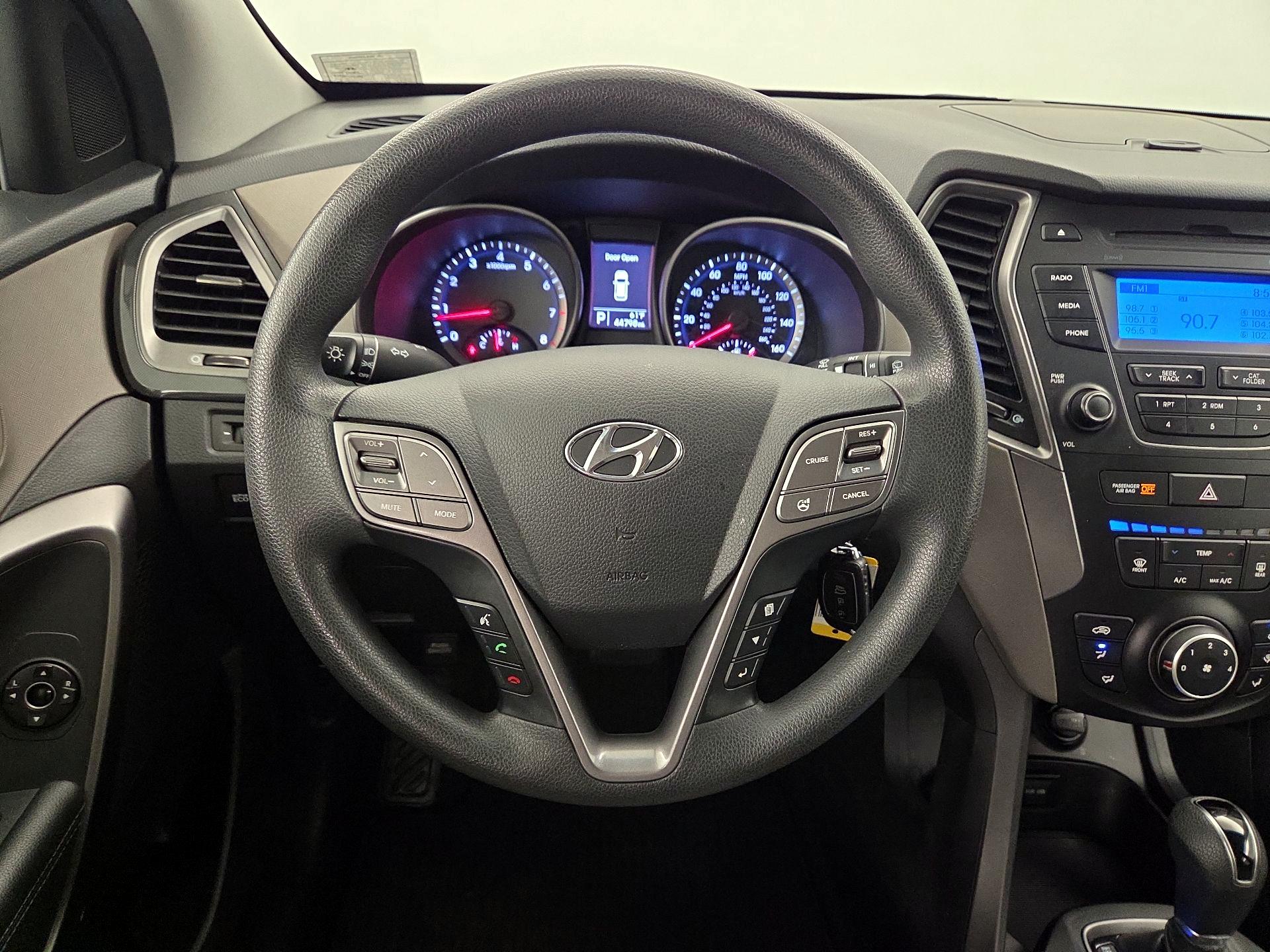 Thumbnail: 2014 Hyundai Santa Fe - 10