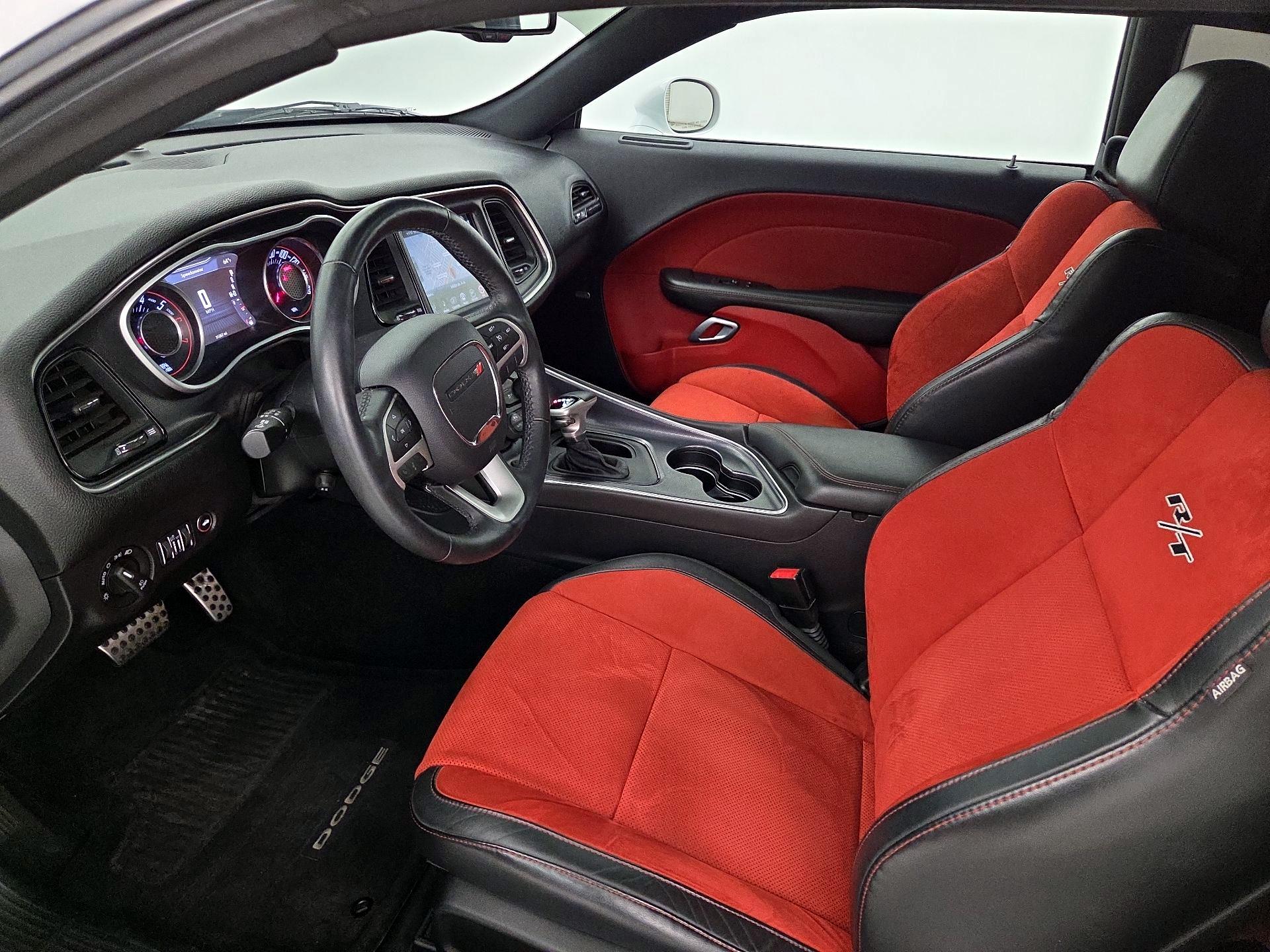 Thumbnail: 2015 Dodge Challenger - 11