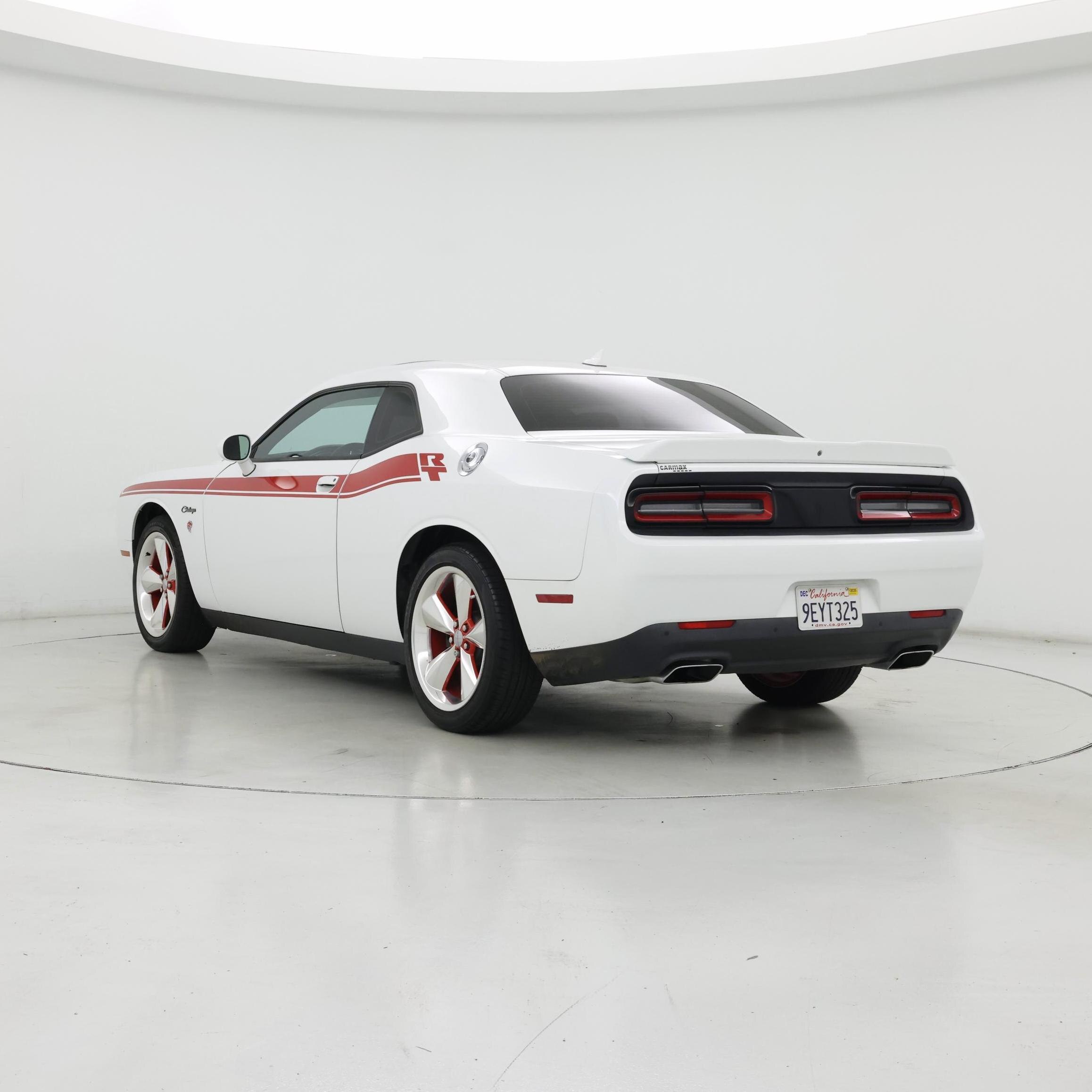 Thumbnail: 2015 Dodge Challenger - 2