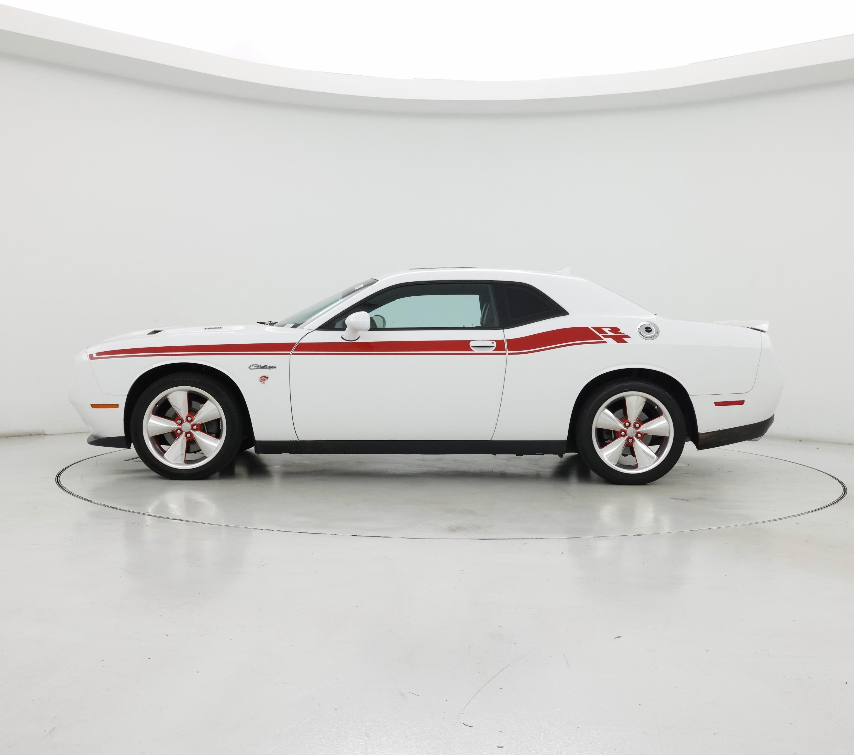 Thumbnail: 2015 Dodge Challenger - 3