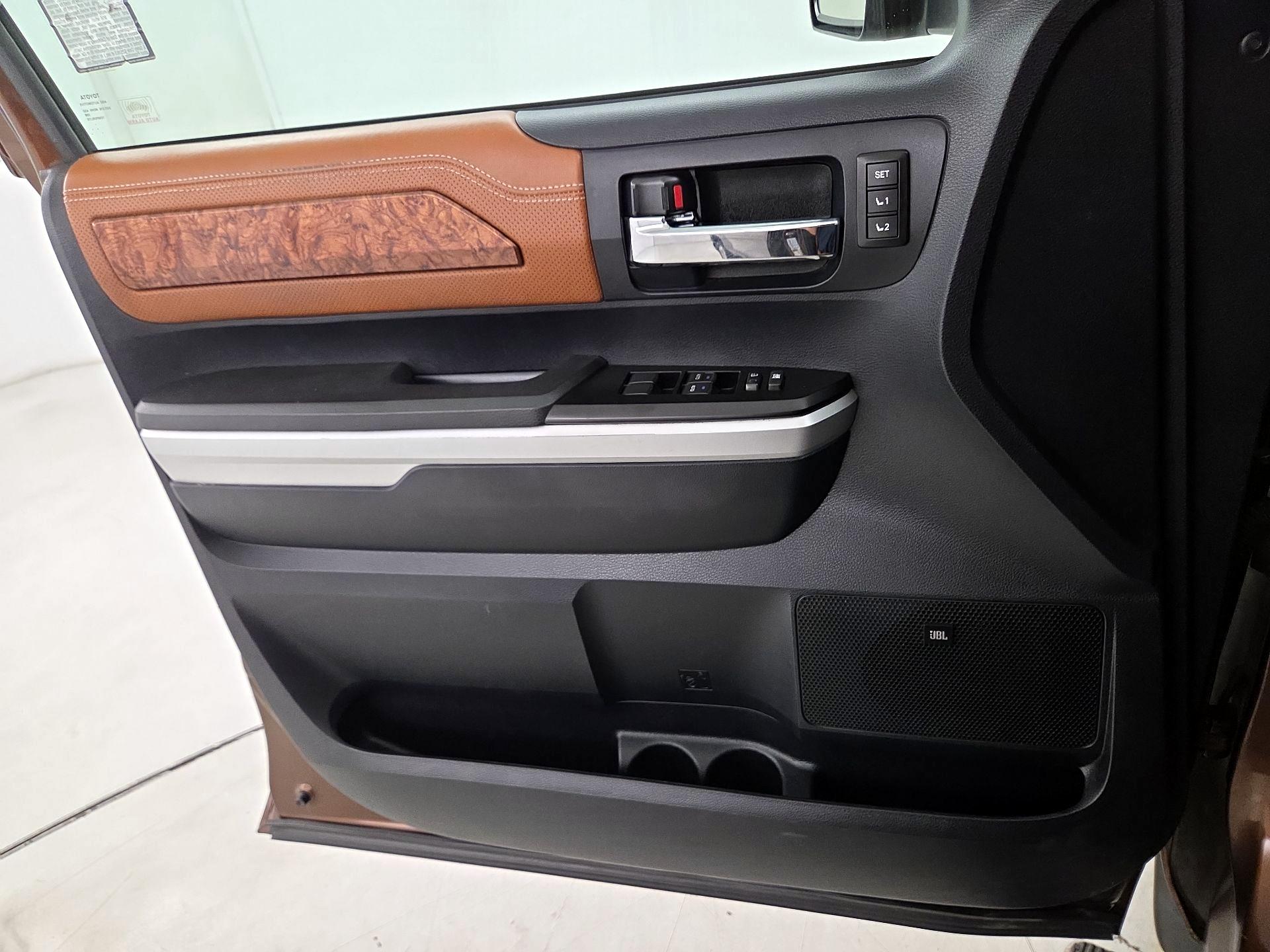 Thumbnail: 2015 Toyota Tundra - 12